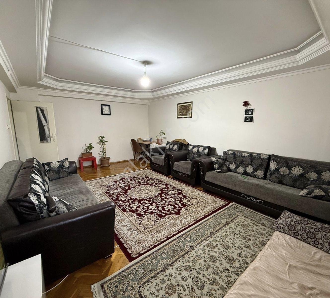 Nusratiye Mavili Bahçede 3+1 Satılık Daire