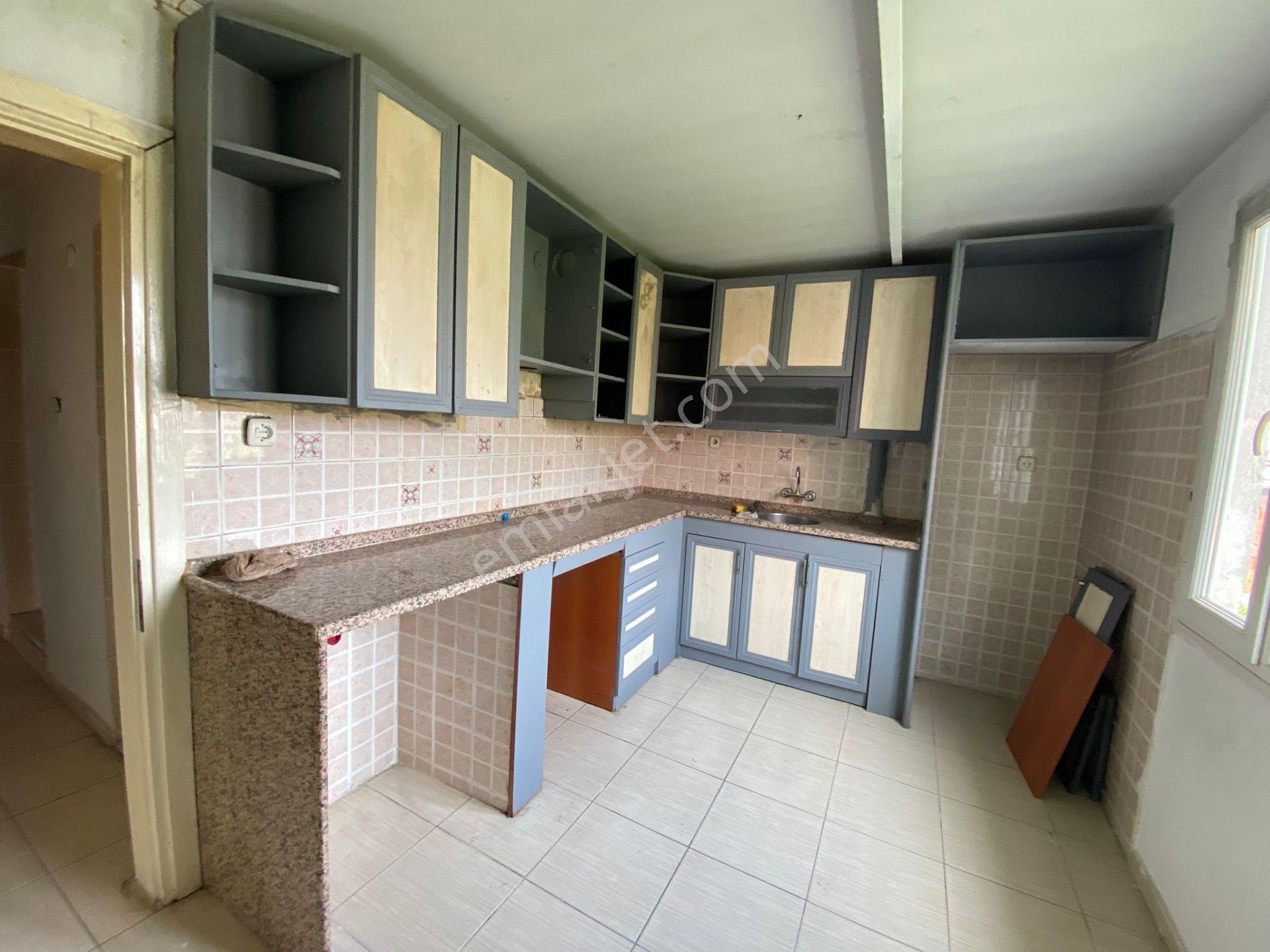 Buca Ufuk Mah.de 2+1 90m2 Ayrı Mutfak Teraslı Ferah Kiralık Daire - Görsel 8