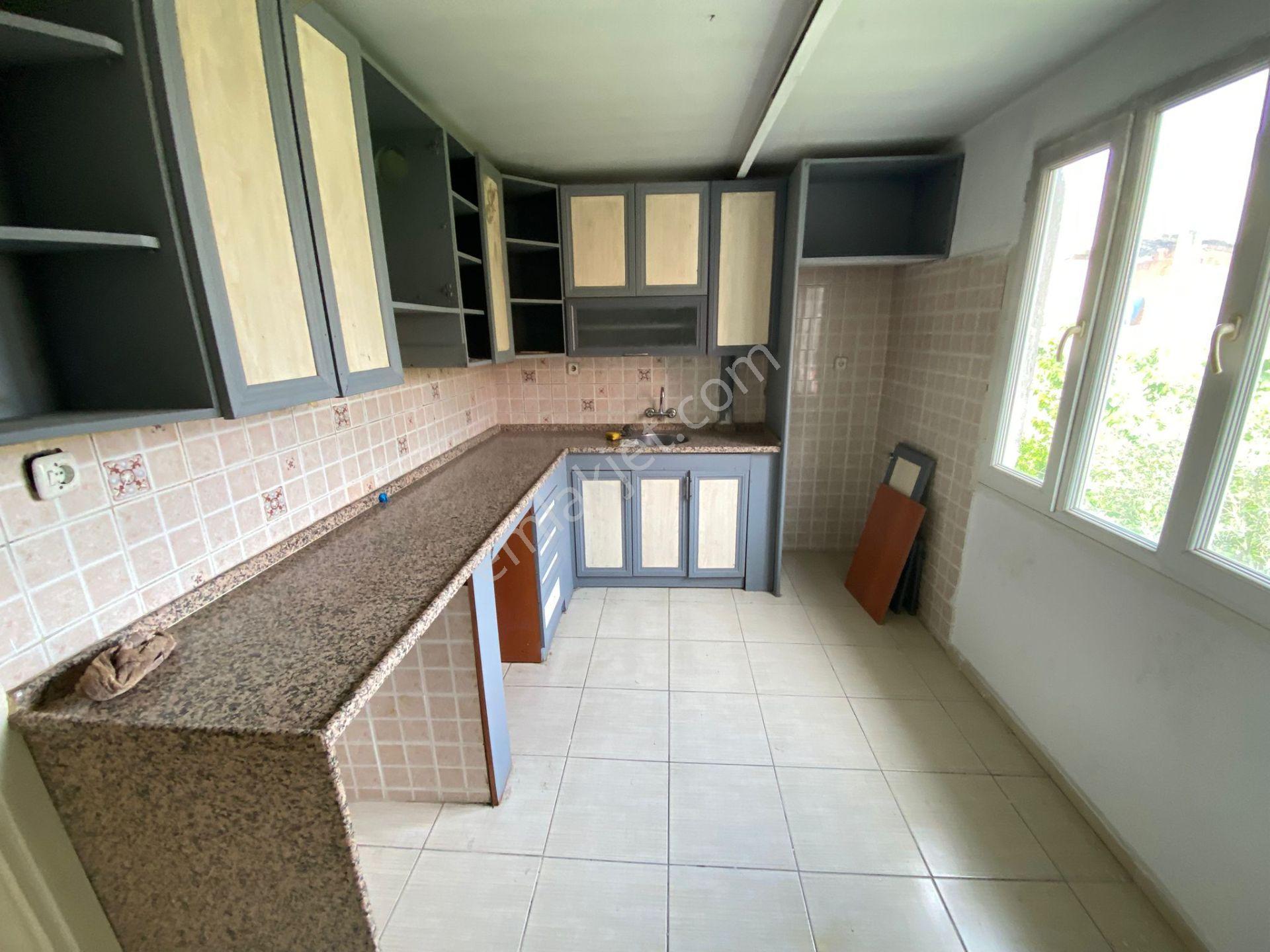 Buca Ufuk Mah.de 2+1 90m2 Ayrı Mutfak Teraslı Ferah Kiralık Daire - Görsel 9