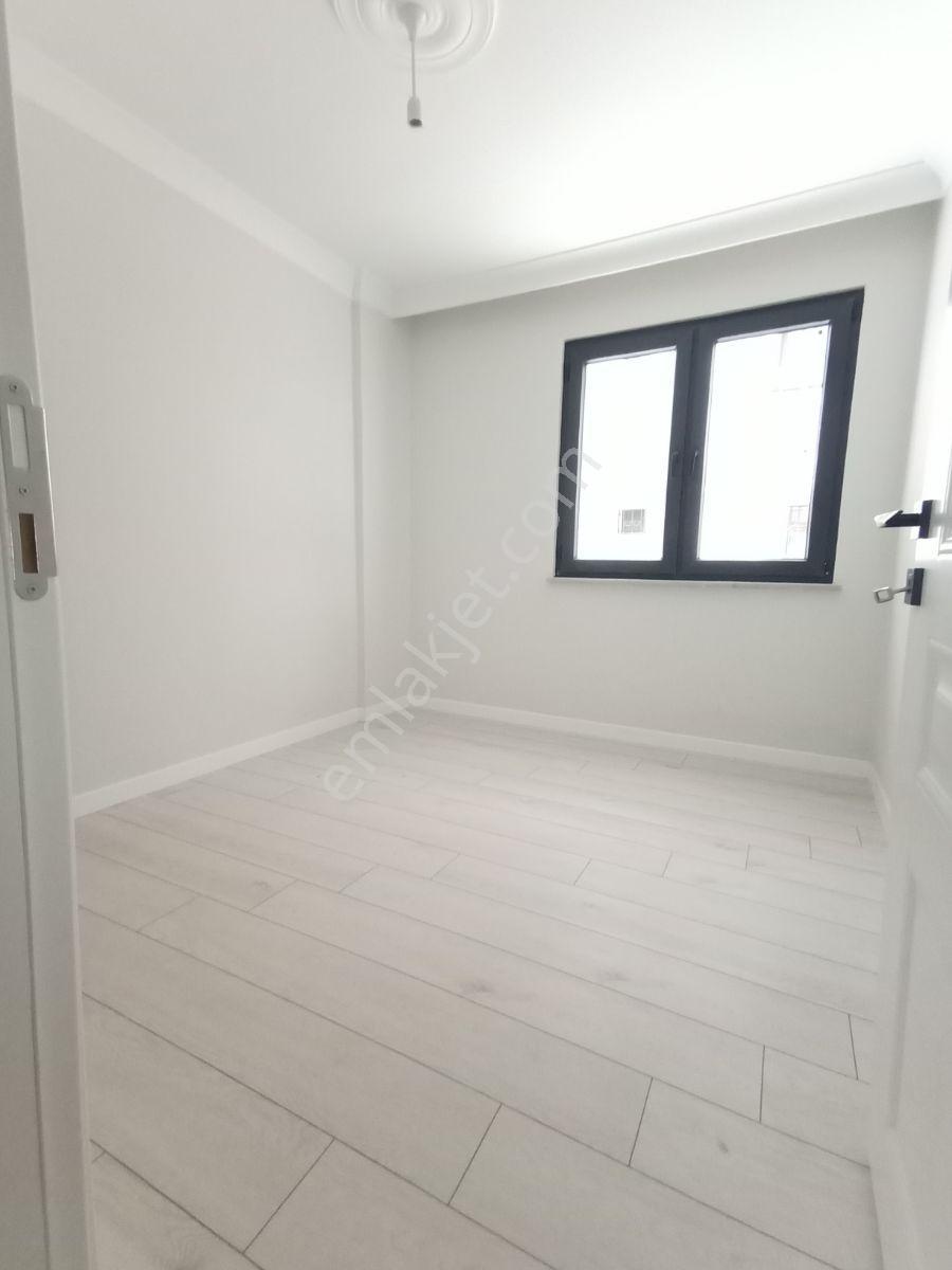 Abdurrahmangazi Mh De 2+1,80m2 ,ferah Daire - Görsel 5