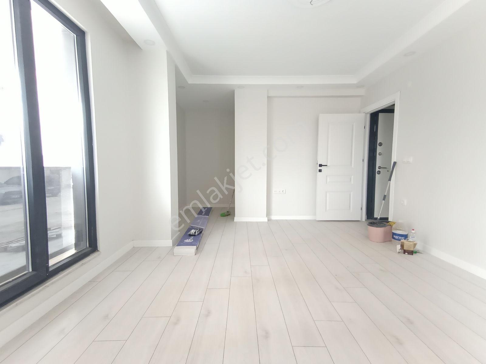 Abdurrahmangazi Mh De 2+1,80m2 ,ferah Daire - Görsel 13
