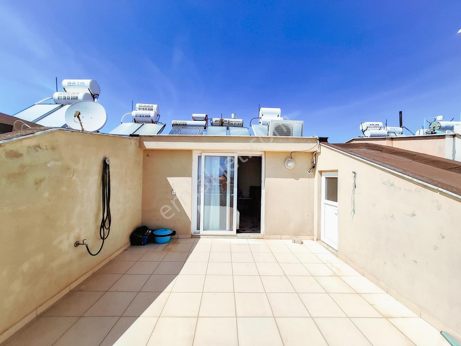 Cumhuriyet Mahallesinde 3+1 Dubleks Fırsat Daire - Görsel 28