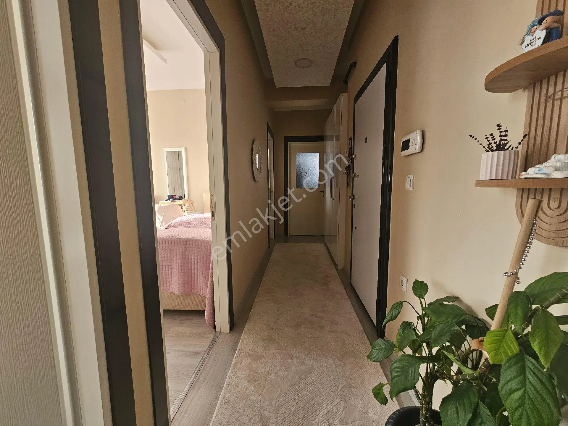İmbatlı’da Satılık Deniz Manzaralı 2+1 90 M² Net Daire - Görsel 4