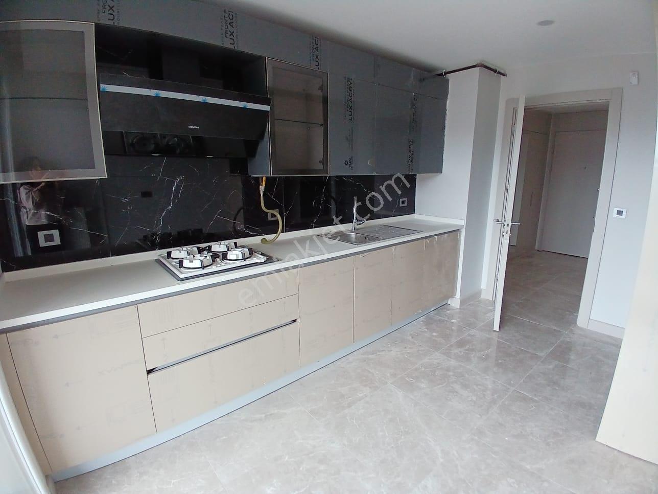 Suıtable For Cıtızenshıp 3-bedroom New Apartment In Beylıkduzu - Görsel 7