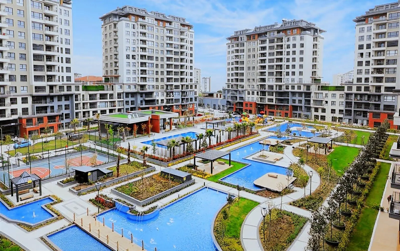 Suıtable For Cıtızenshıp 3-bedroom New Apartment In Beylıkduzu