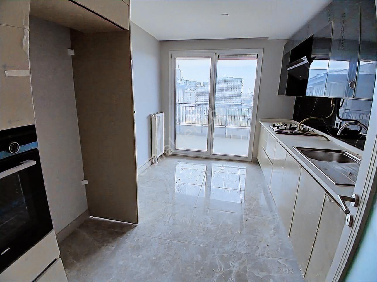 Suıtable For Cıtızenshıp 3-bedroom New Apartment In Beylıkduzu - Görsel 14