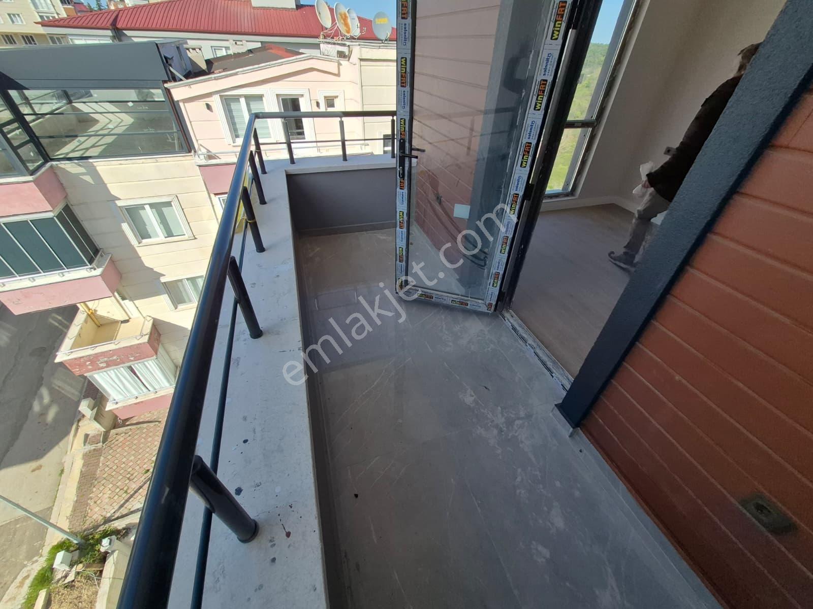 Baruthane'de Deniz Ve Doğa Manzaralı Ferah 3+1 Satılık Daire - Görsel 27