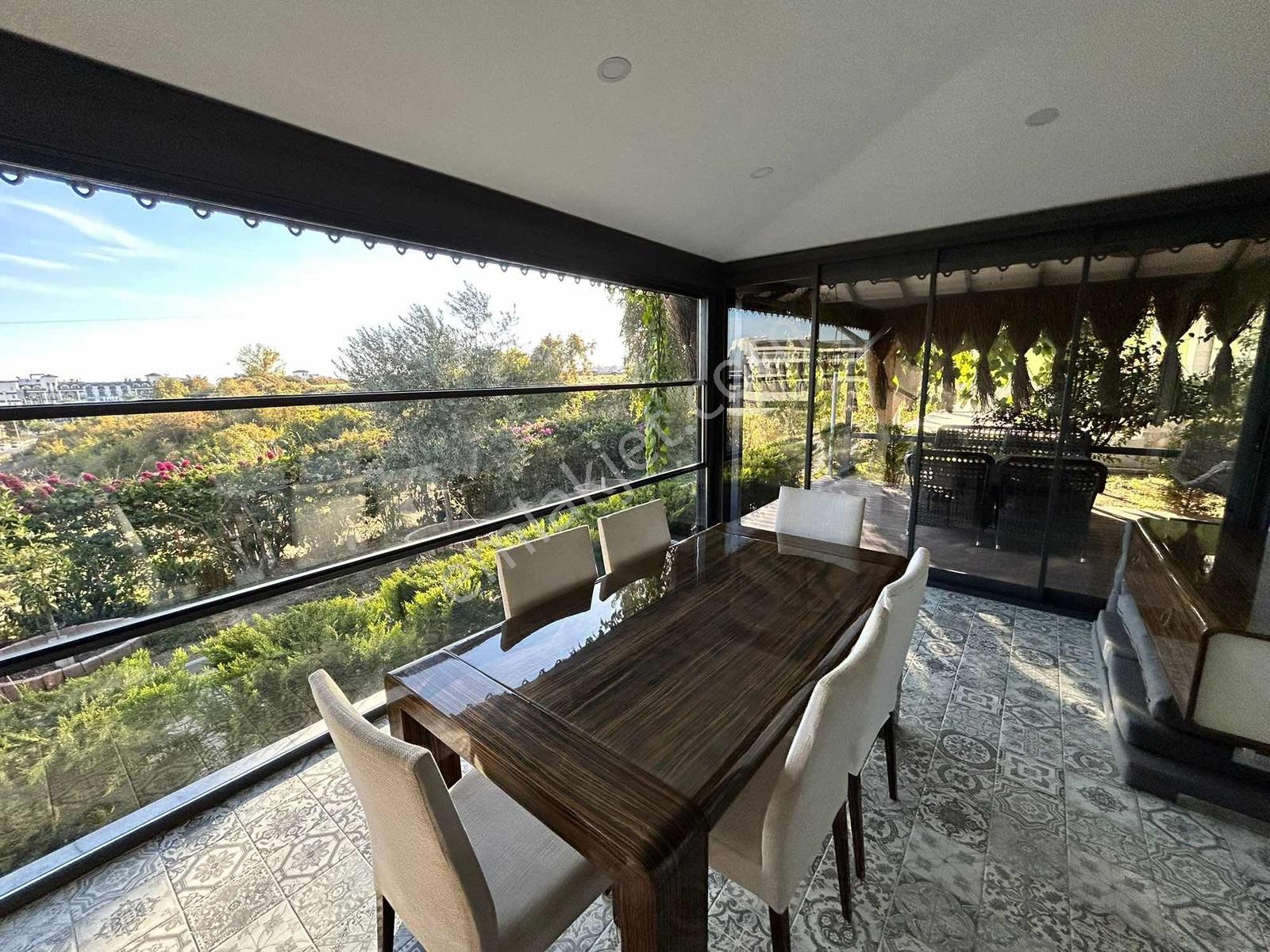 Manavgat'ta Denize Yürüme Mesafesinde 4+1 Havuzlu Site İçi Villa - Görsel 22