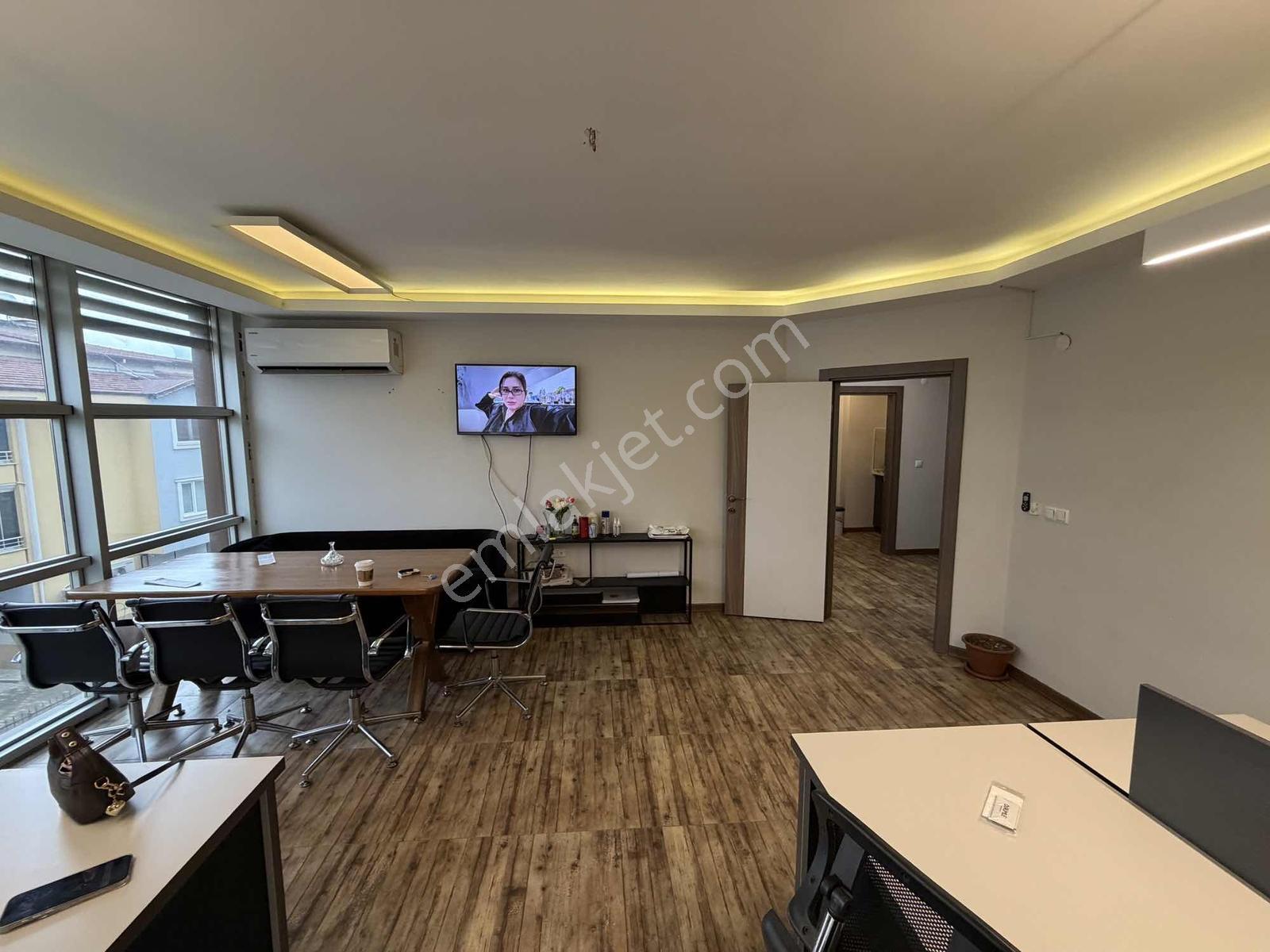Beşevler Yıldırım Caddesi Üzerinde 2+1 Satılık Merkezi Ofis - Görsel 6