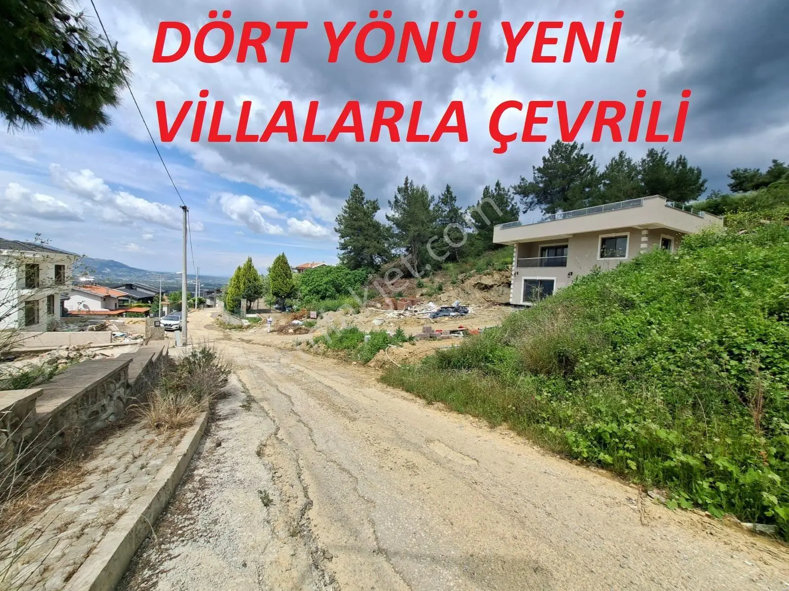 Kemalpaşada Satılık İmarlı Arsa Harika Lokasyonda 701 M²