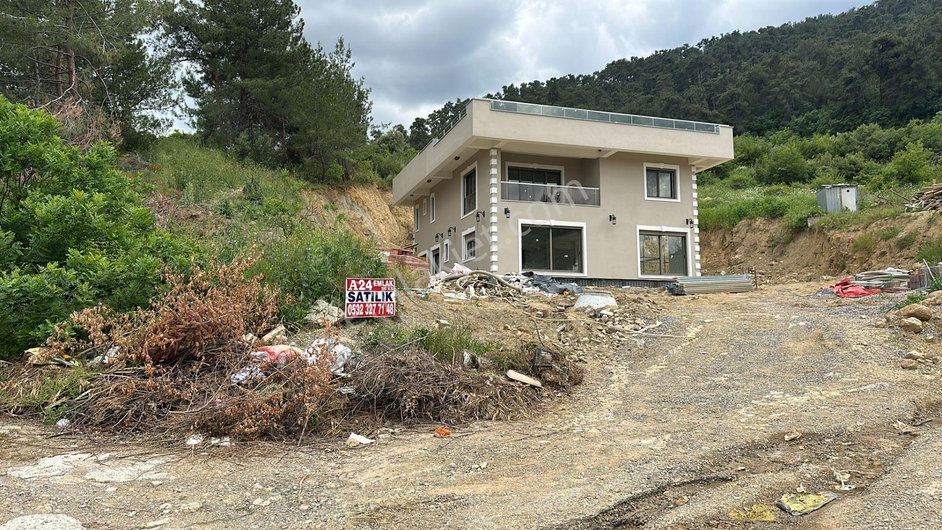 Kemalpaşada Satılık İmarlı Arsa Harika Lokasyonda 701 M² - Görsel 18