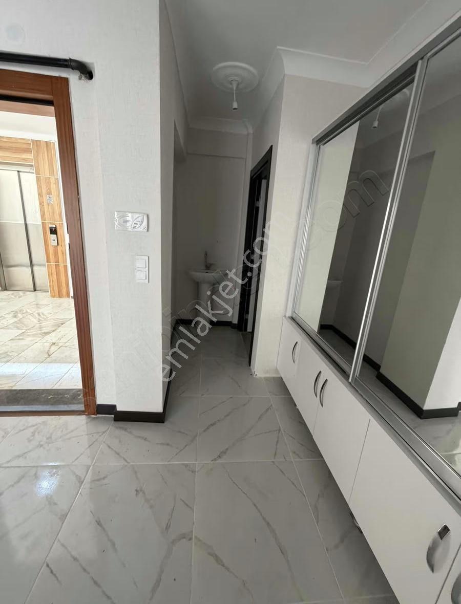 Masrafsız Ara Kat Giyinme Odalı Kilerli 4+1 Ferah Yaşam Alanı - Görsel 25