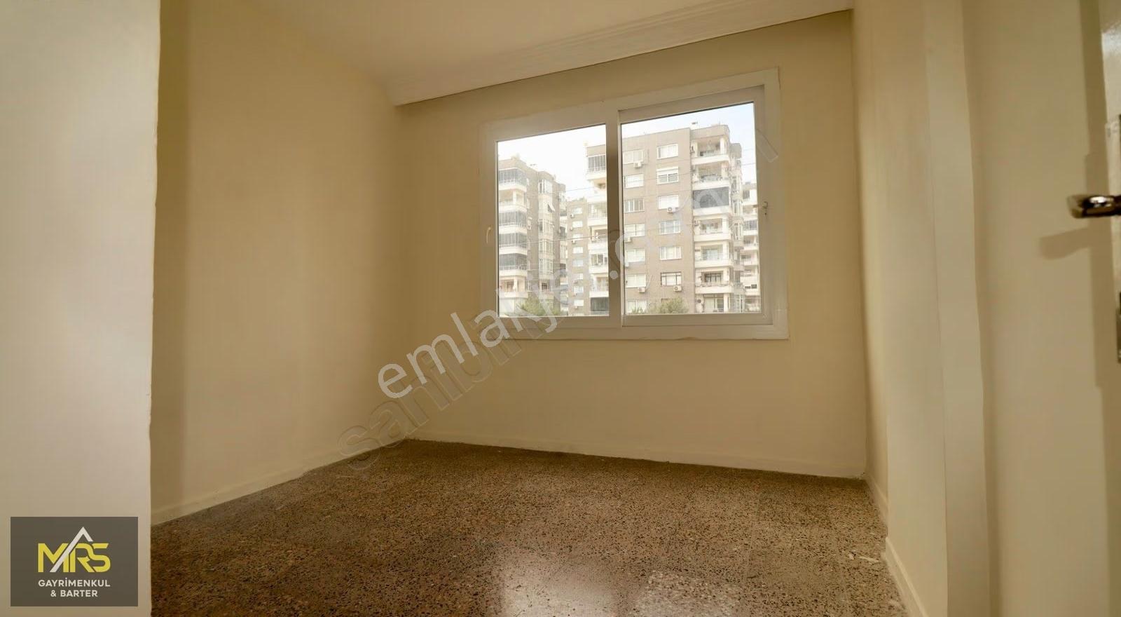 Mrs Gayrimenkulden Denize Sıfır Satılık 2+1 Fırsat Dairesi - Görsel 16