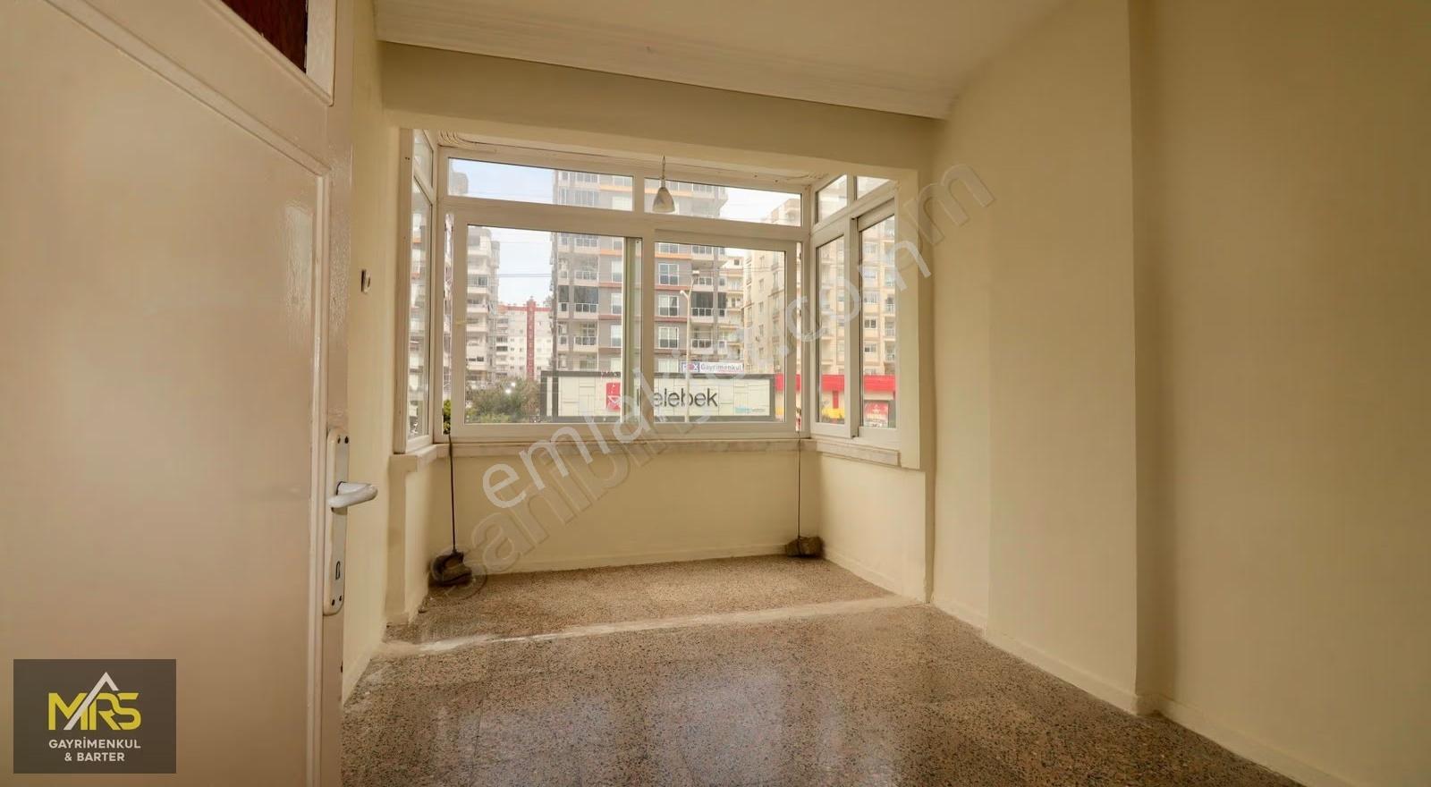 Mrs Gayrimenkulden Denize Sıfır Satılık 2+1 Fırsat Dairesi - Görsel 6