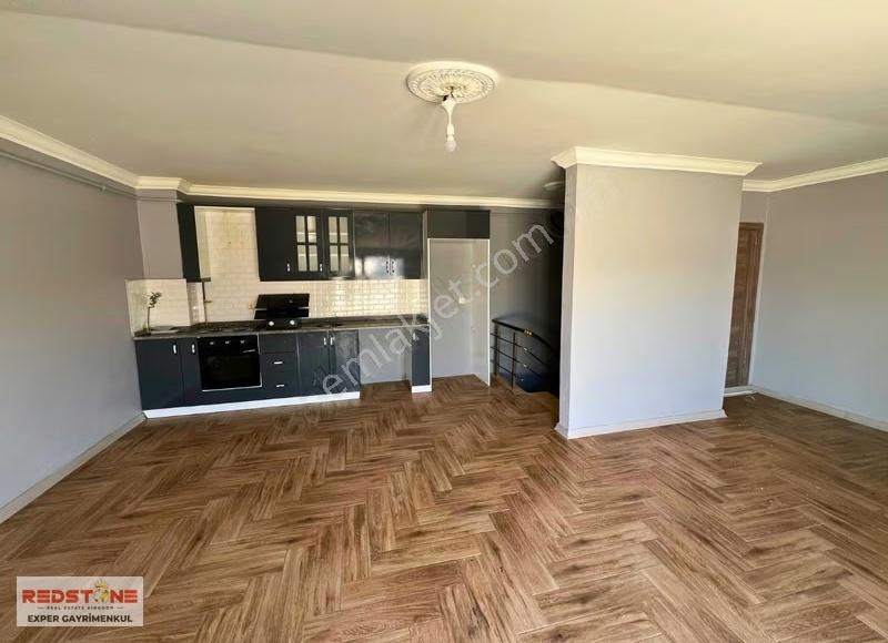 Kocaali'de Havuzlu, Güvenlikli, Kombili Satılık 2+1 Dublex Daire - Görsel 5