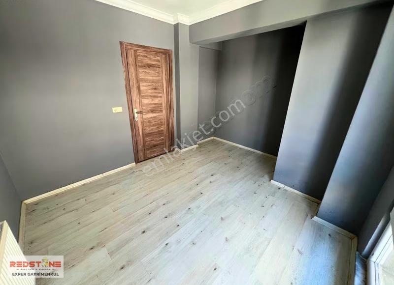 Kocaali'de Havuzlu, Güvenlikli, Kombili Satılık 2+1 Dublex Daire - Görsel 3