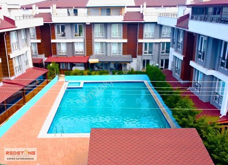 Kocaali'de Havuzlu, Güvenlikli, Kombili Satılık 2+1 Dublex Daire