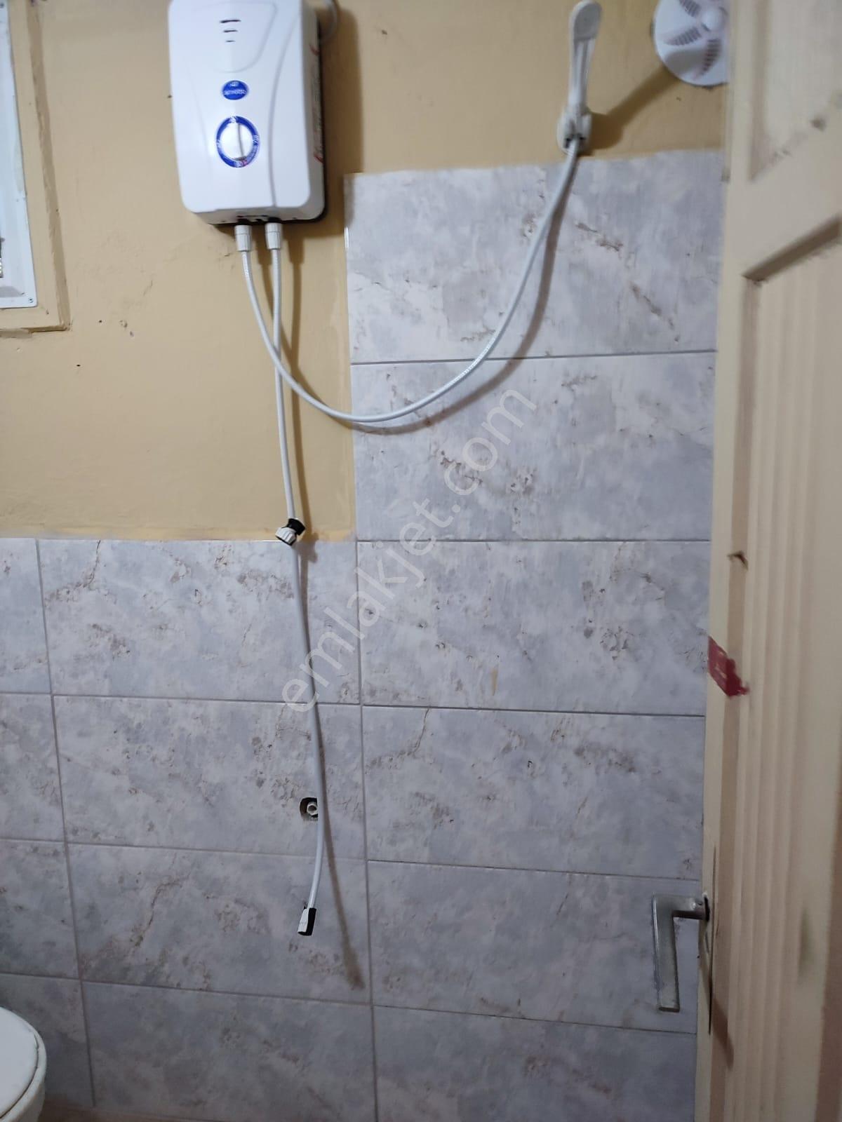 Karabağlar Çitlenbik' Te 81 M2 2+1 2 Katlı Bahçeli Bina Satılık. - Görsel 27