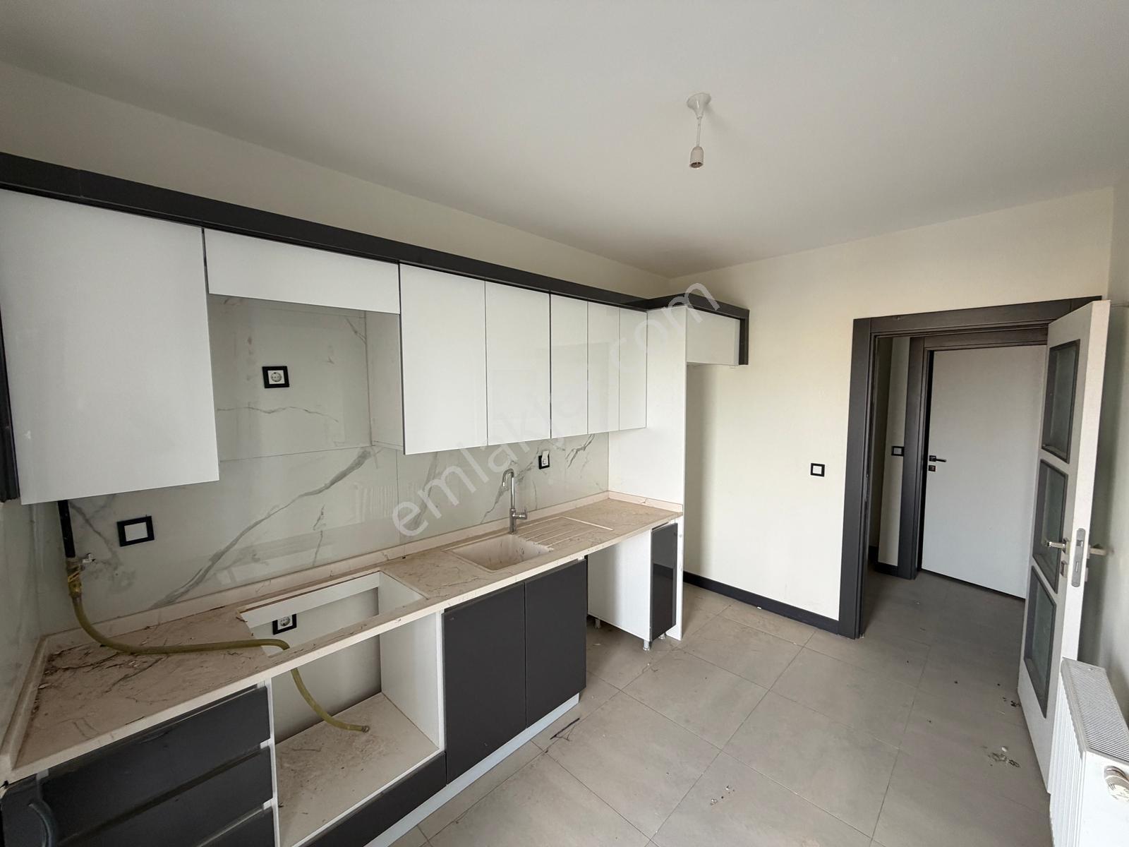 Coldwell Banker 'den Batıkent 3+1 Arakat Daire(videolu) - Görsel 8
