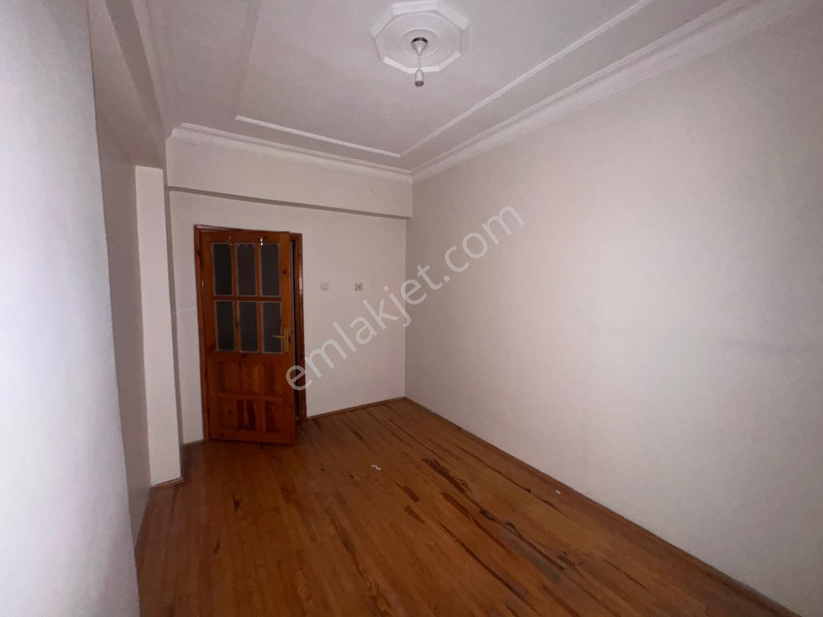 Maliye Yakınlarında Arakat Balkonlu 3+1 Site İçerisinde Kiralık - Görsel 14