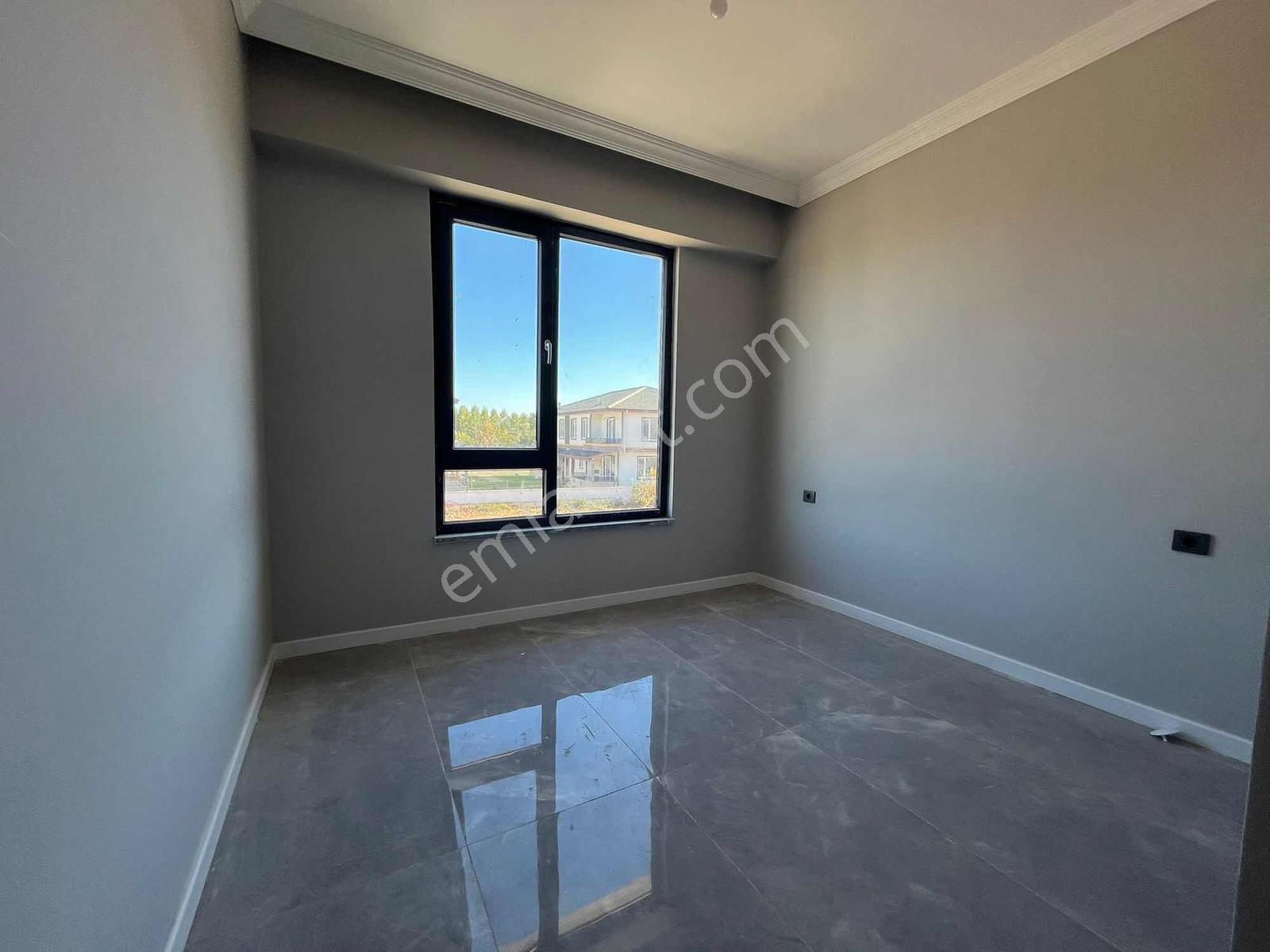 Satılık Lüsk Villa Mutfak Ayrı - Görsel 12
