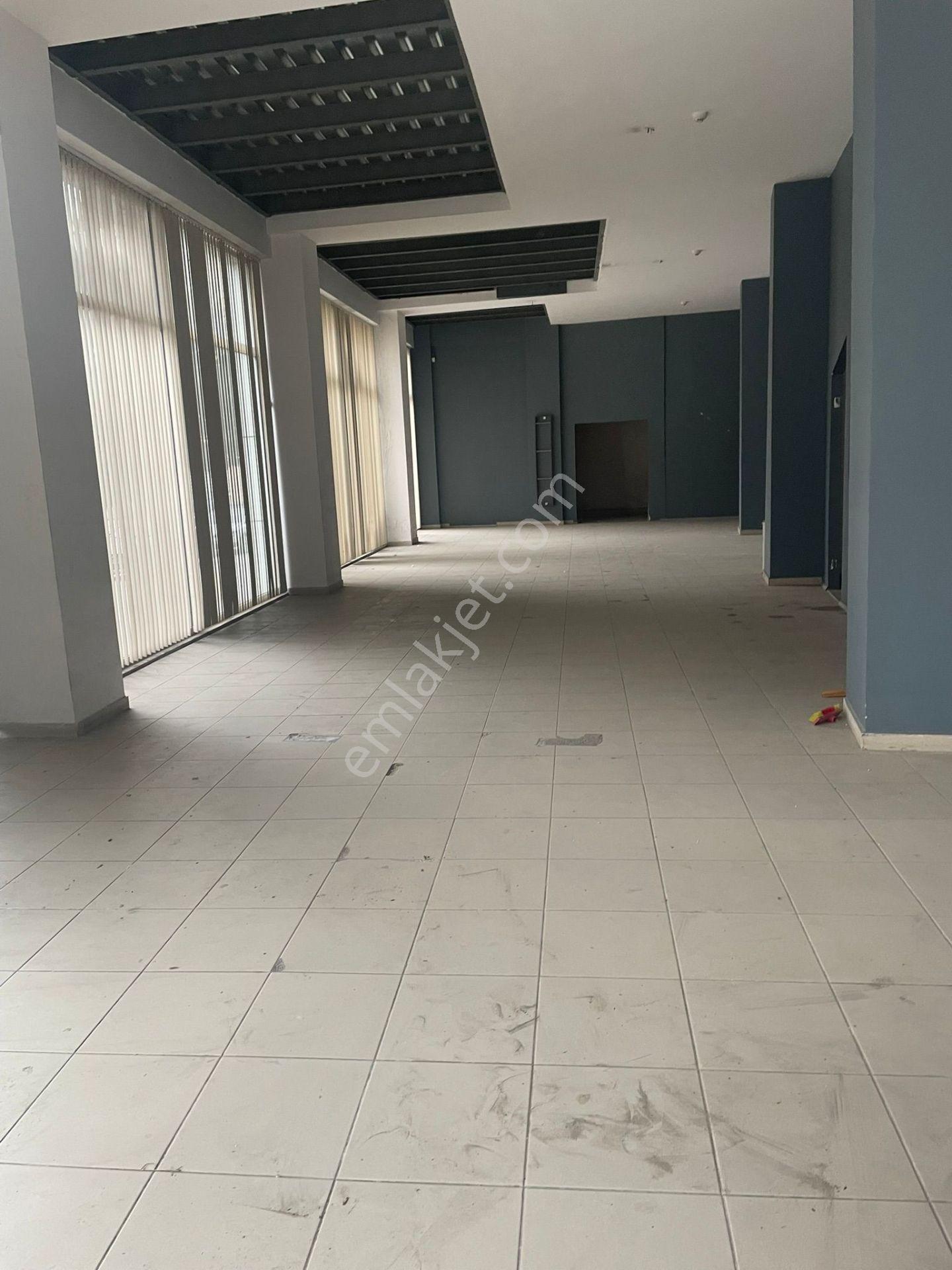 Yük Asansörlü 3 Katlı Kurumsal İş Yeri Kiralık! - Görsel 15