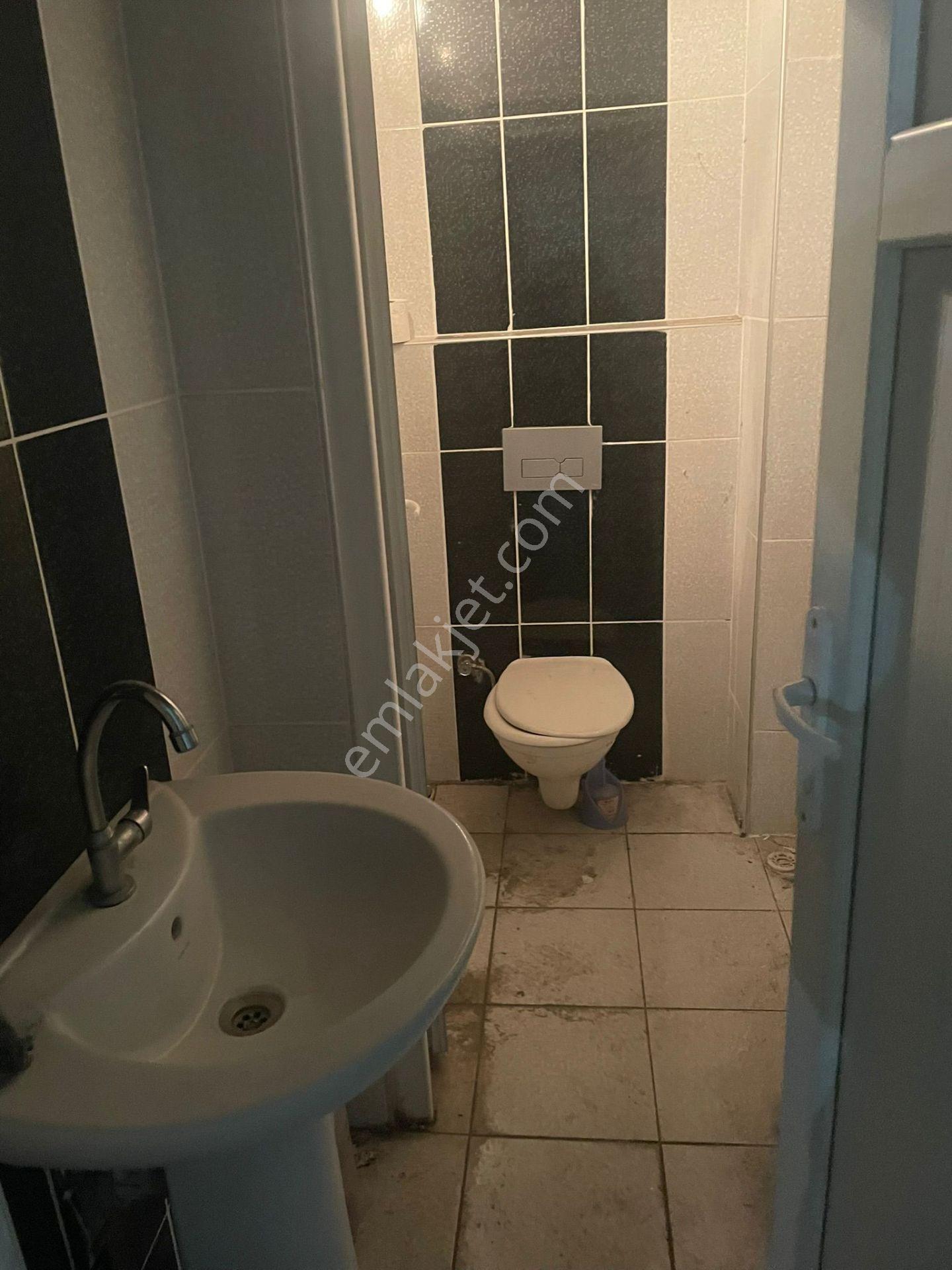 Yük Asansörlü 3 Katlı Kurumsal İş Yeri Kiralık! - Görsel 8