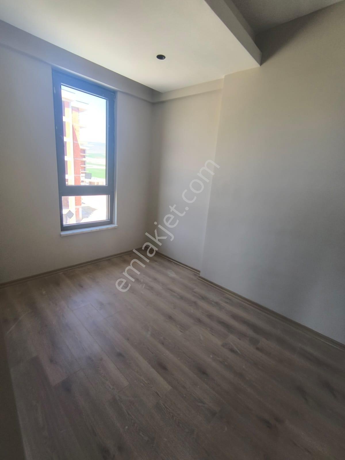 Kariyer'den Meta Suites'te Mobiliyum Cepheli 1+1 Lüks Daire - Görsel 20