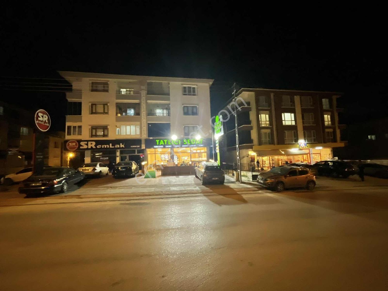 Cadde Üzeri Köşe Başı Satılık Dükkan - Görsel 4