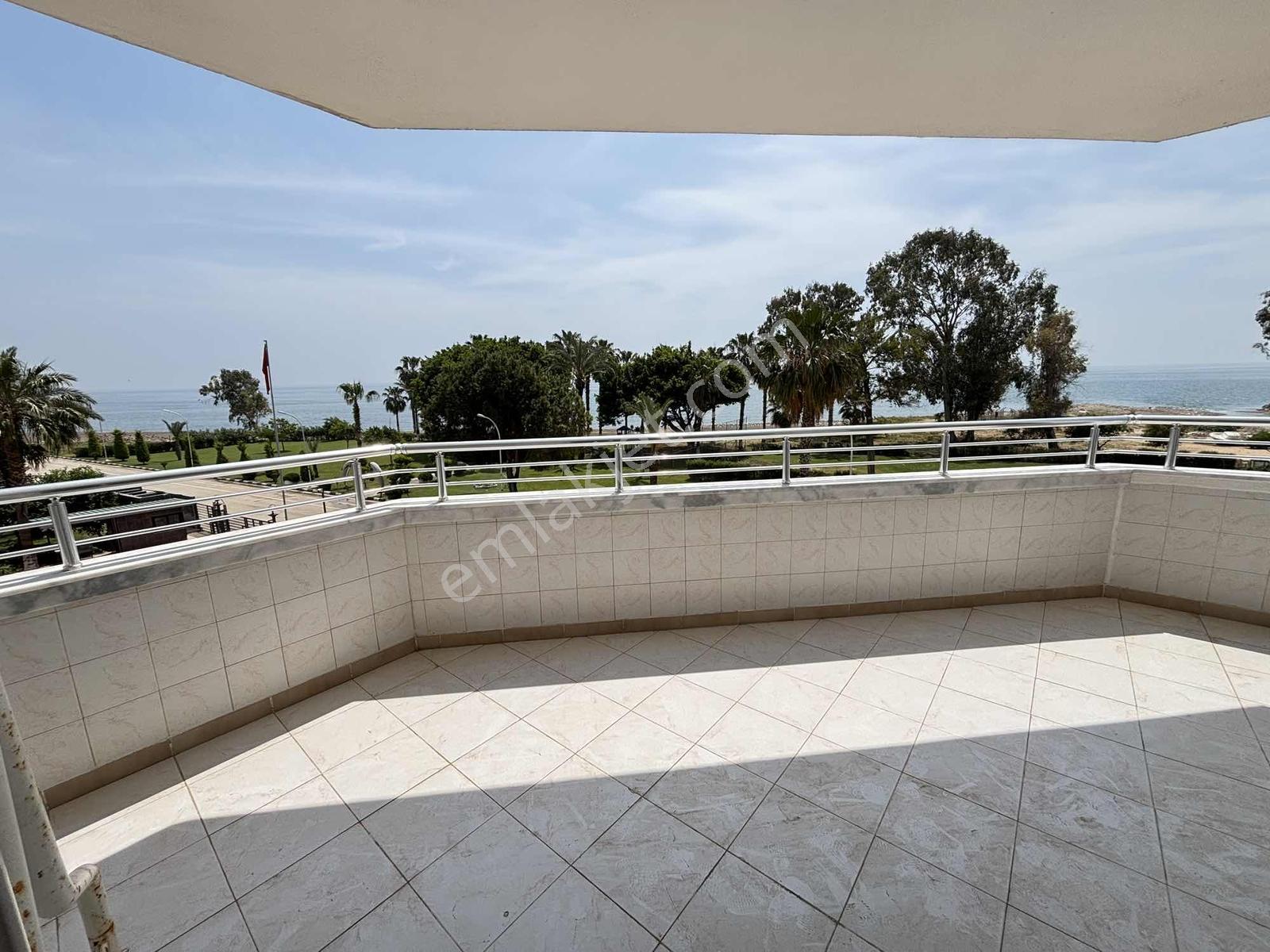 Tömük'te Denize Sıfır Yapılı 3+1 185 M2 Daire