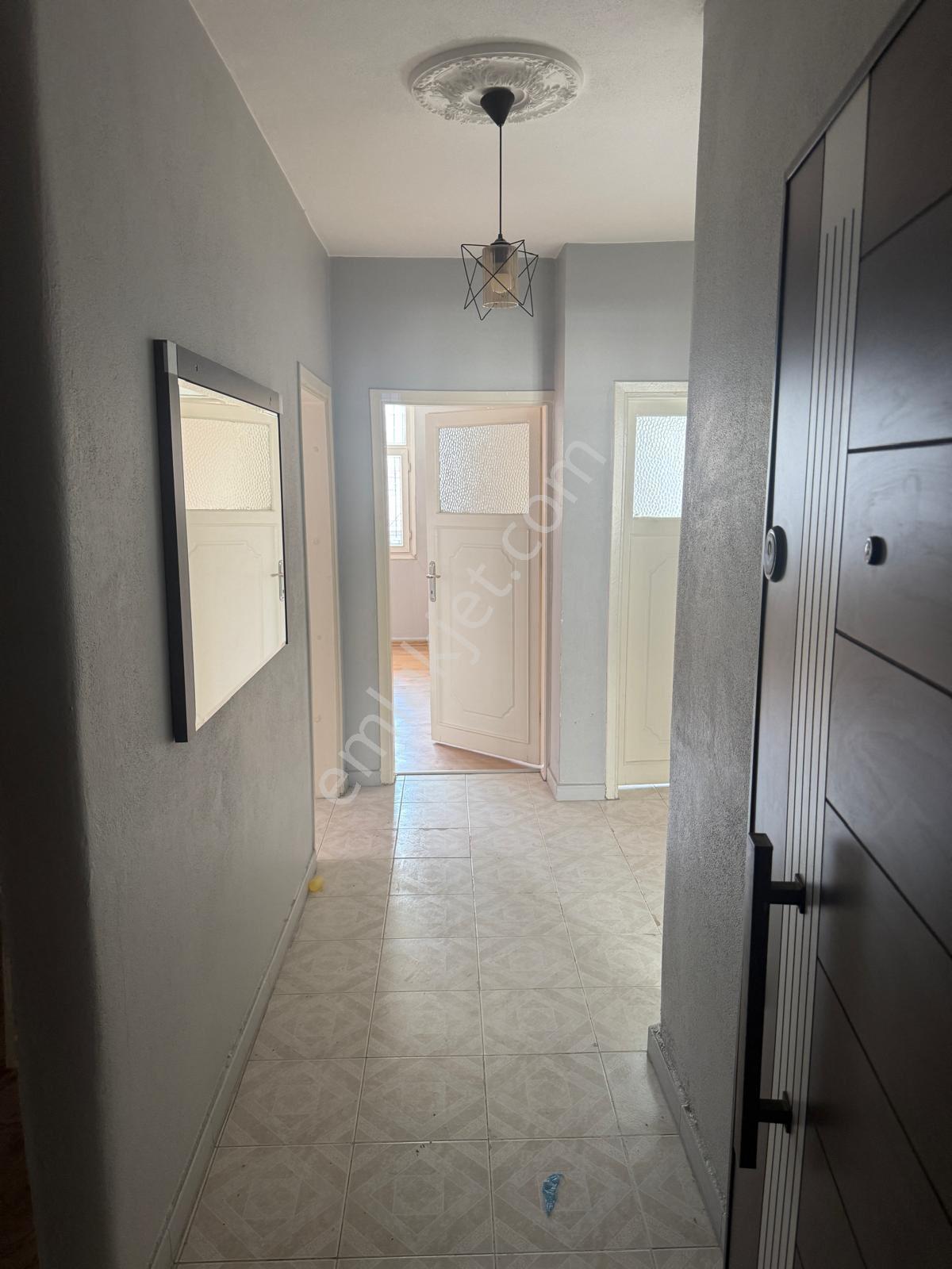 Gürselpaşa 'da 2+1 Teras Kullanım Alanlı Kiralık Daire - Görsel 4