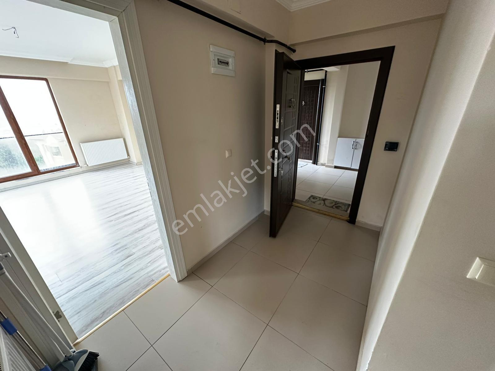 Esila Garden Sitesin'de Kiralık 3+1 Ara Kat Manzaralı Daire - Görsel 18