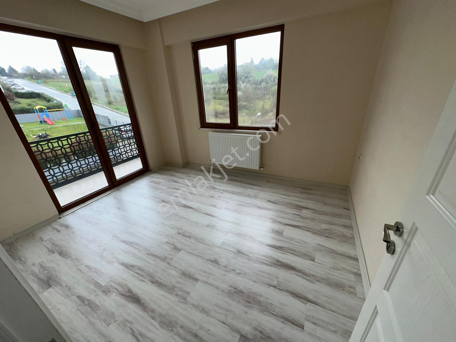 Esila Garden Sitesin'de Kiralık 3+1 Ara Kat Manzaralı Daire - Görsel 2