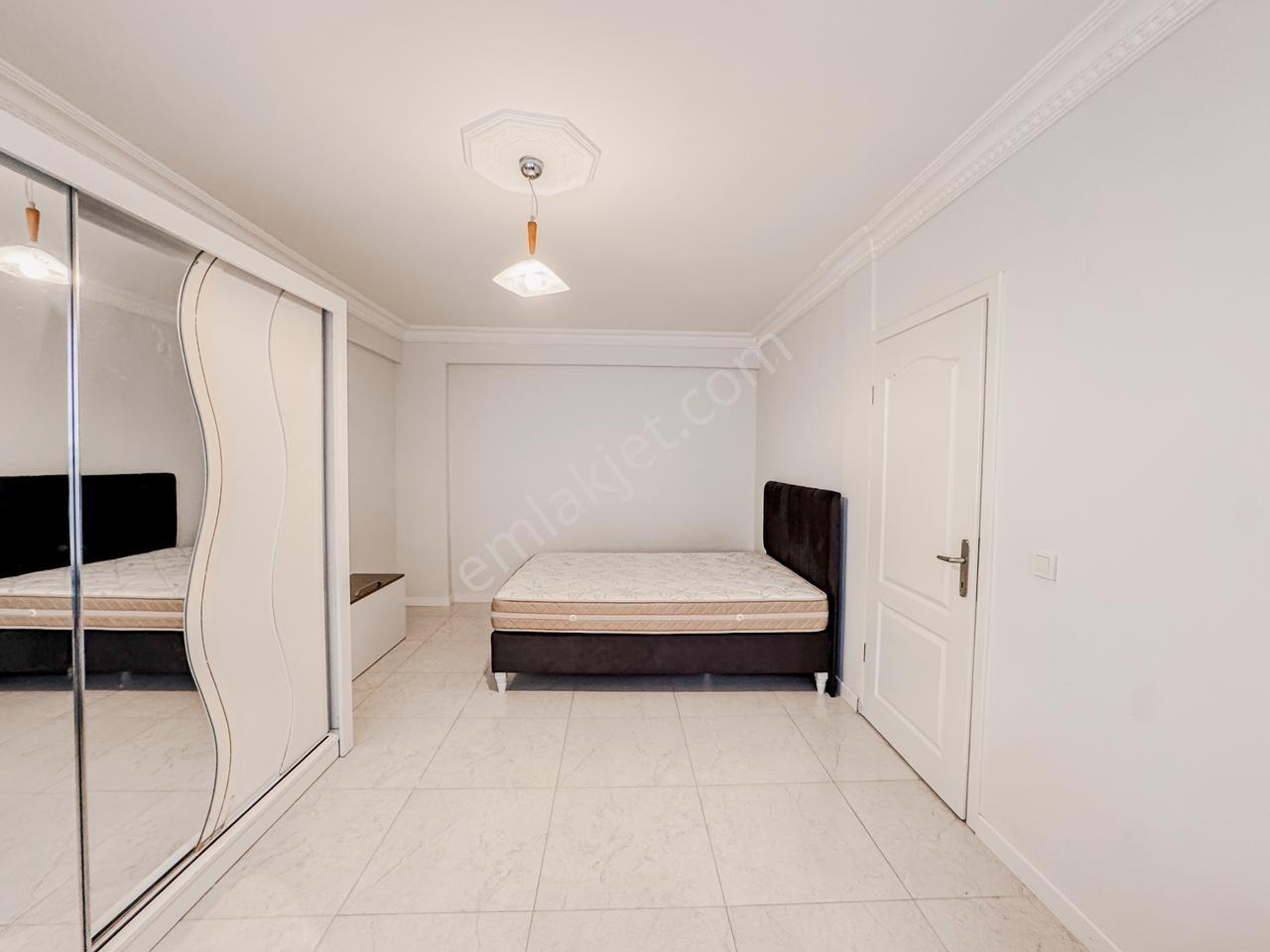 Alanya Oba Gölde Bahçe Kullanımlı 2+1 Eşyalı 115m2 Daire - Görsel 5