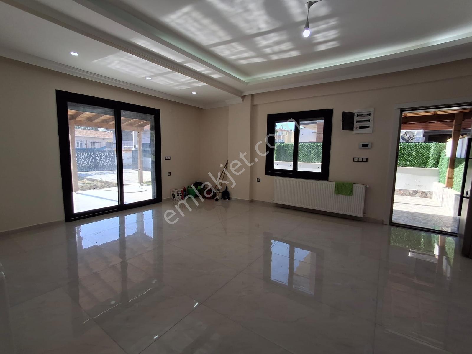 Bal Gayrimenkul-gölcüklerde Kapalı Mutfak Geniş Bahçe 3+1 Villa - Görsel 5