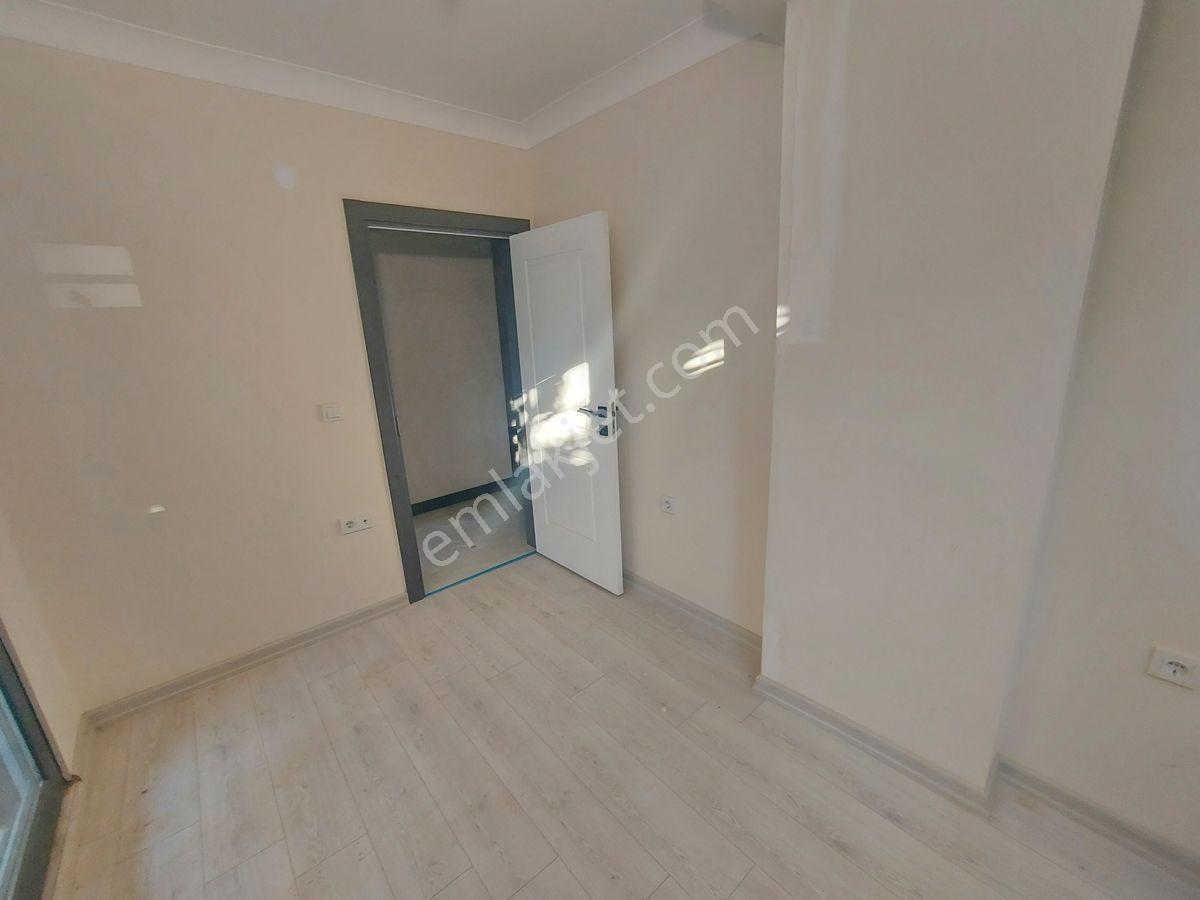 Altınoluk Satılık Dubleks | Merkezde Sıfır 4+1 | Müstakil Bahçeli | İki Banyo - Görsel 27