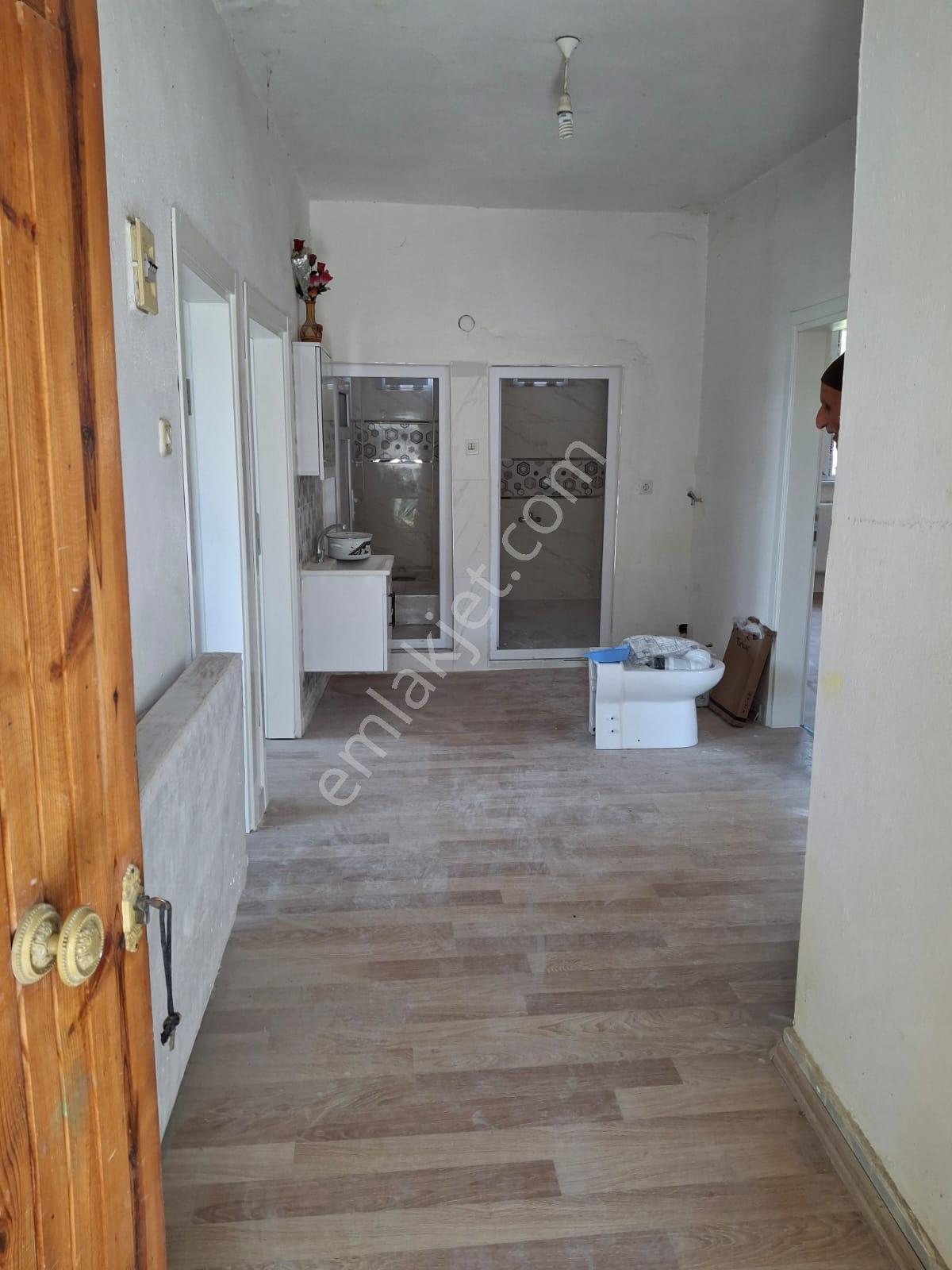 Tokat Niksar'da Adalet Gold Group Emlak'tan Bahçeli Evler Mahallesinde 3+1 Kiralık Daire - Görsel 11