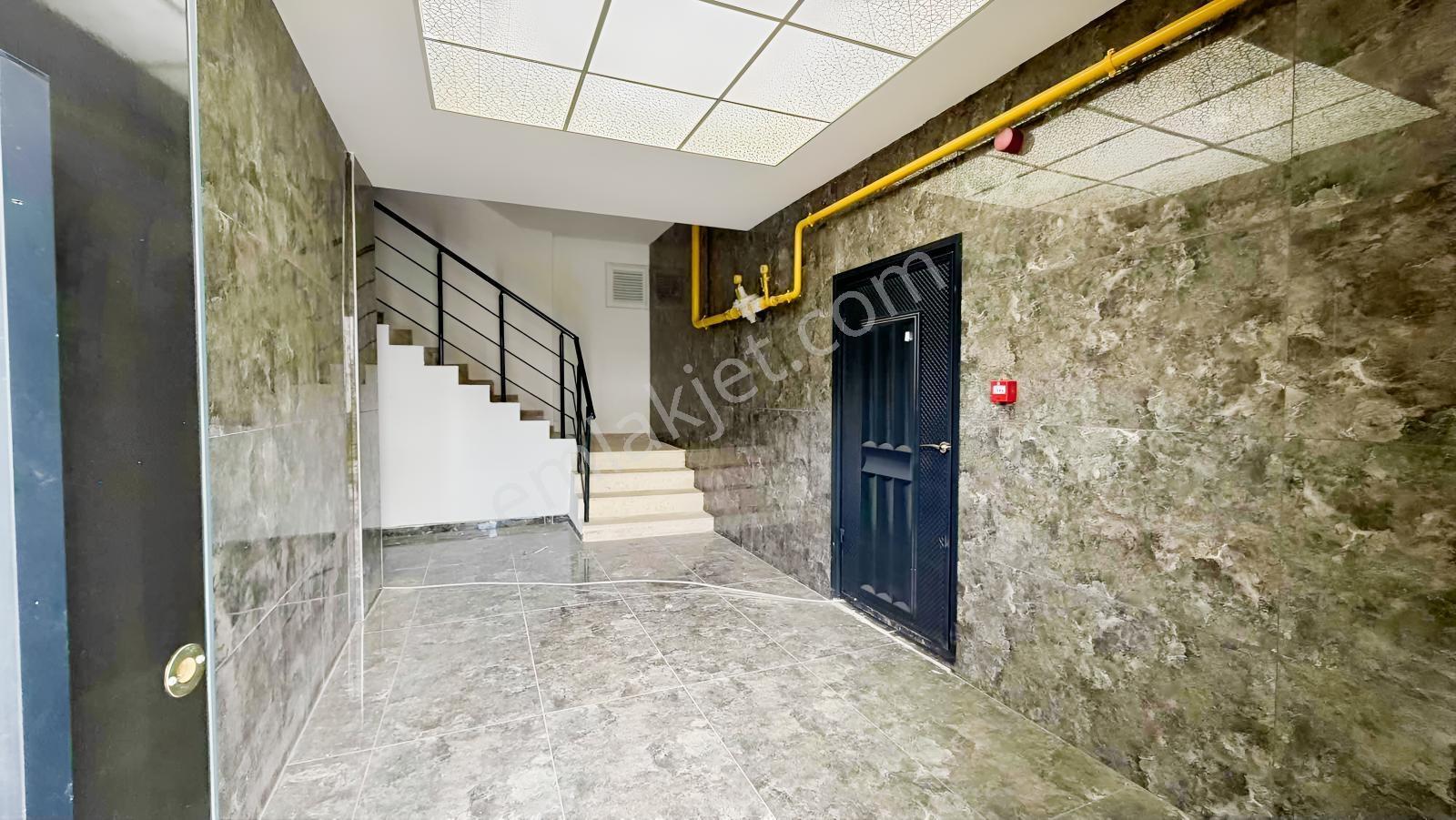 Tramvaya 650 Mt Yeni Eşyalı Kiralık 1+1 Daire - Görsel 2