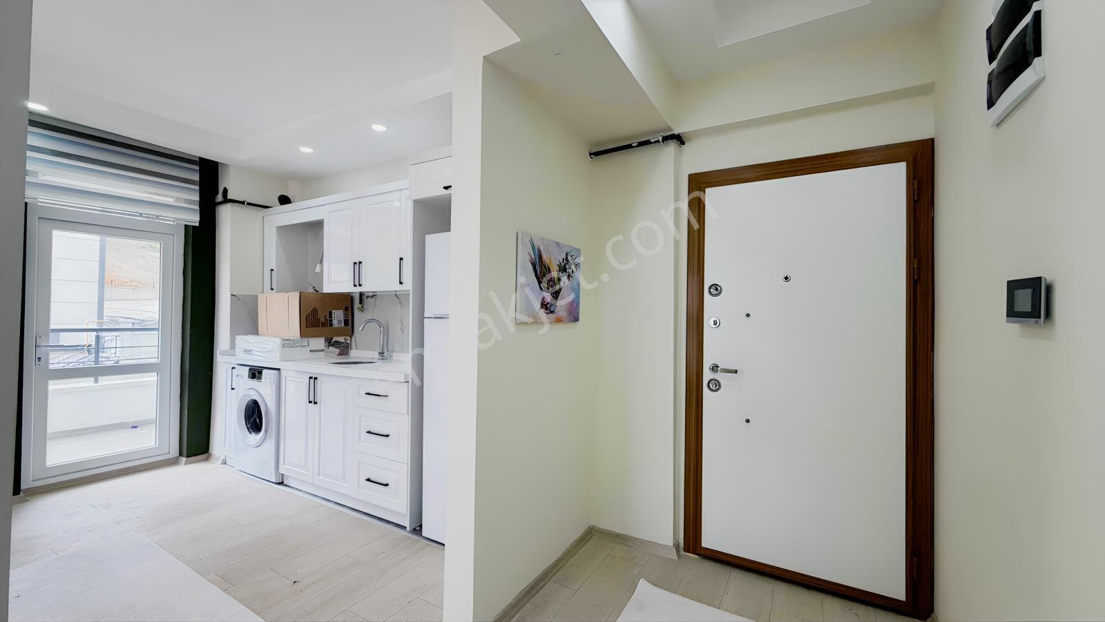 Tramvaya 650 Mt Yeni Eşyalı Kiralık 1+1 Daire - Görsel 14