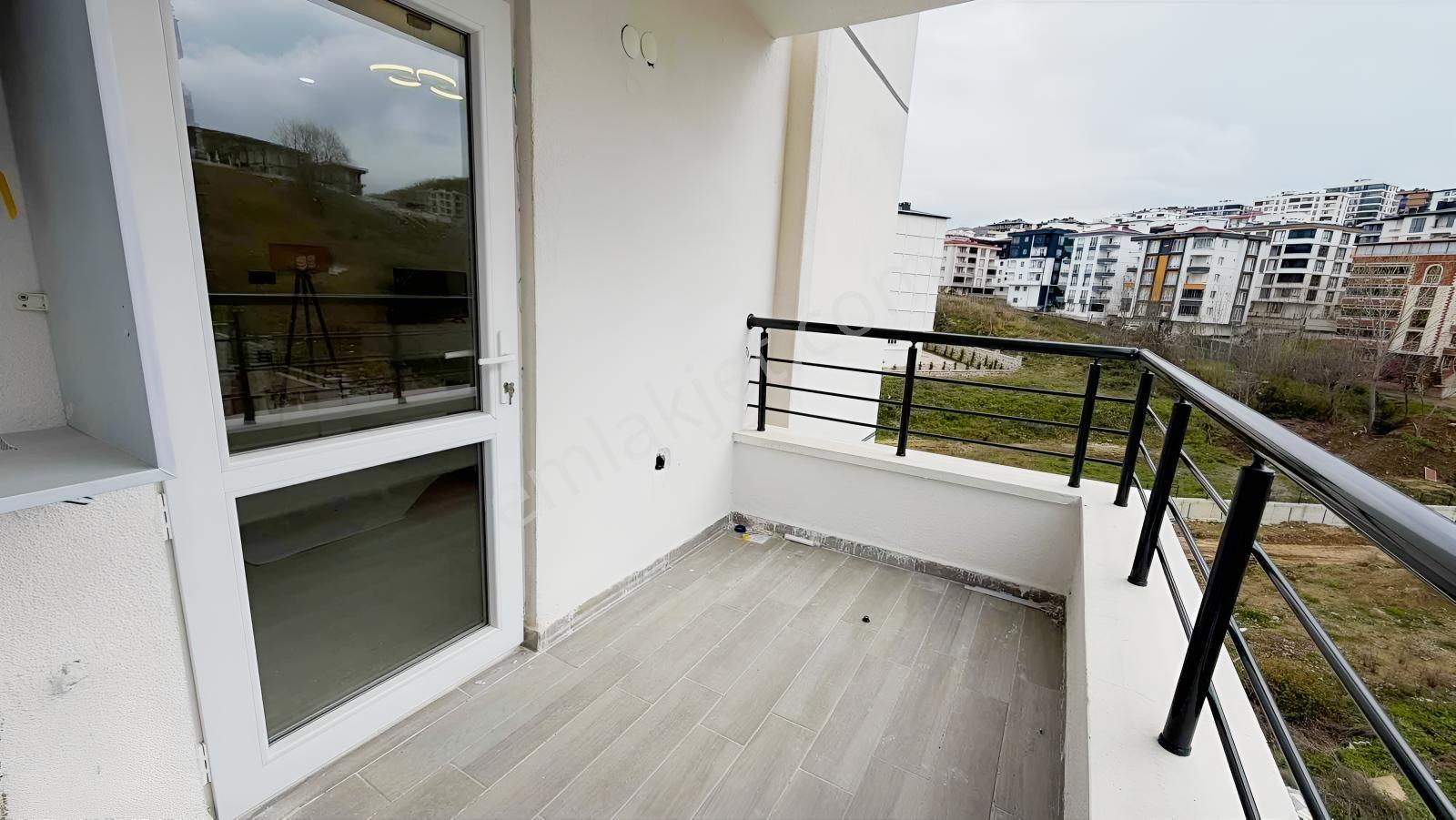 Tramvaya 650 Mt Yeni Eşyalı Kiralık 1+1 Daire - Görsel 8