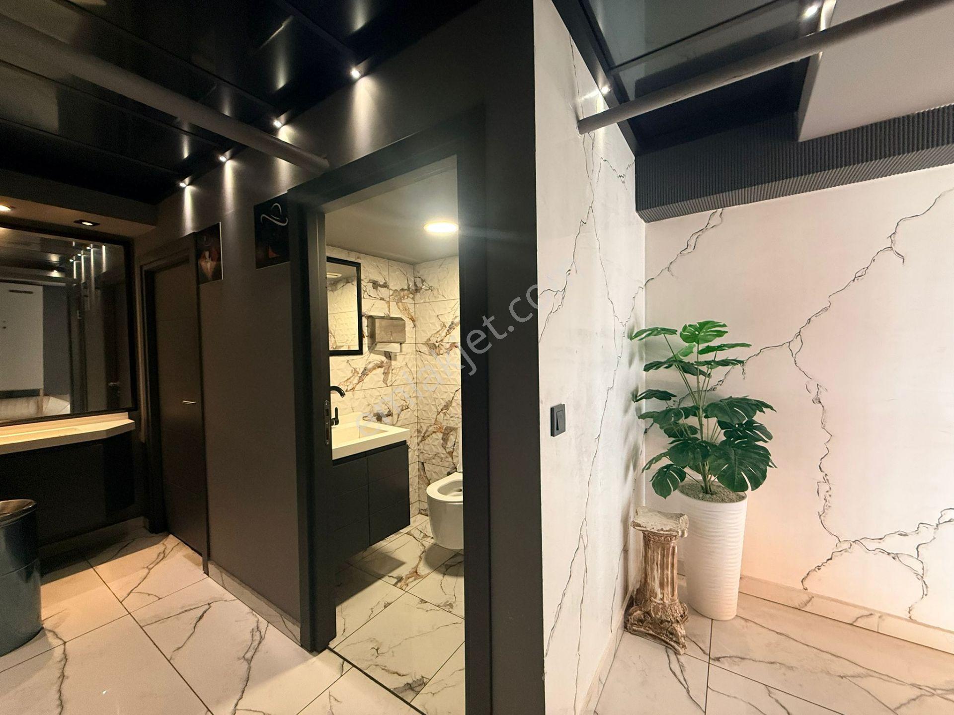 Ümraniye Yamanevler'de Prestijli Noktada Devren Kiralık Restoran - Görsel 15