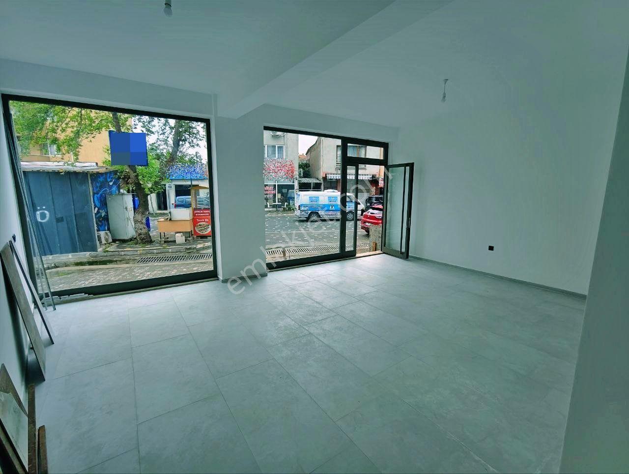 Uytundan Edremit Zeytinli'de Cadde Üstünde Kiralık Dükkan