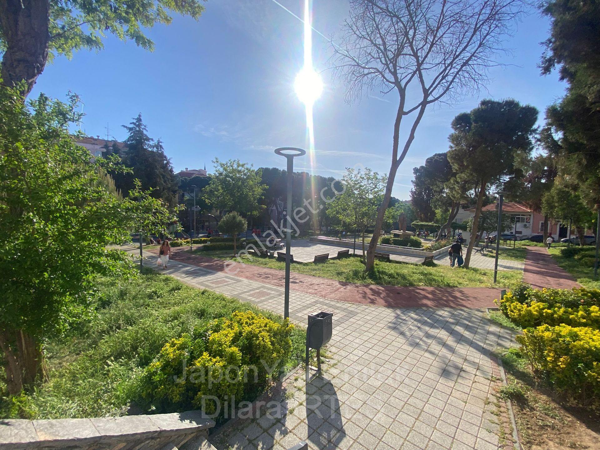 Özel Türk Koleji Yakını, Park Cepheli Ara Kat Satılık Daire - Görsel 2