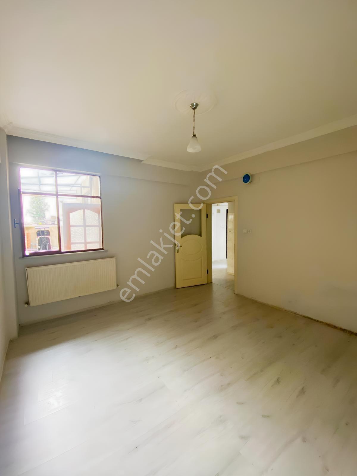 Kariyer'den Avm Yakını Zemin Kat 2 Cephe 80 M² 2+1 Kiralık - Görsel 17