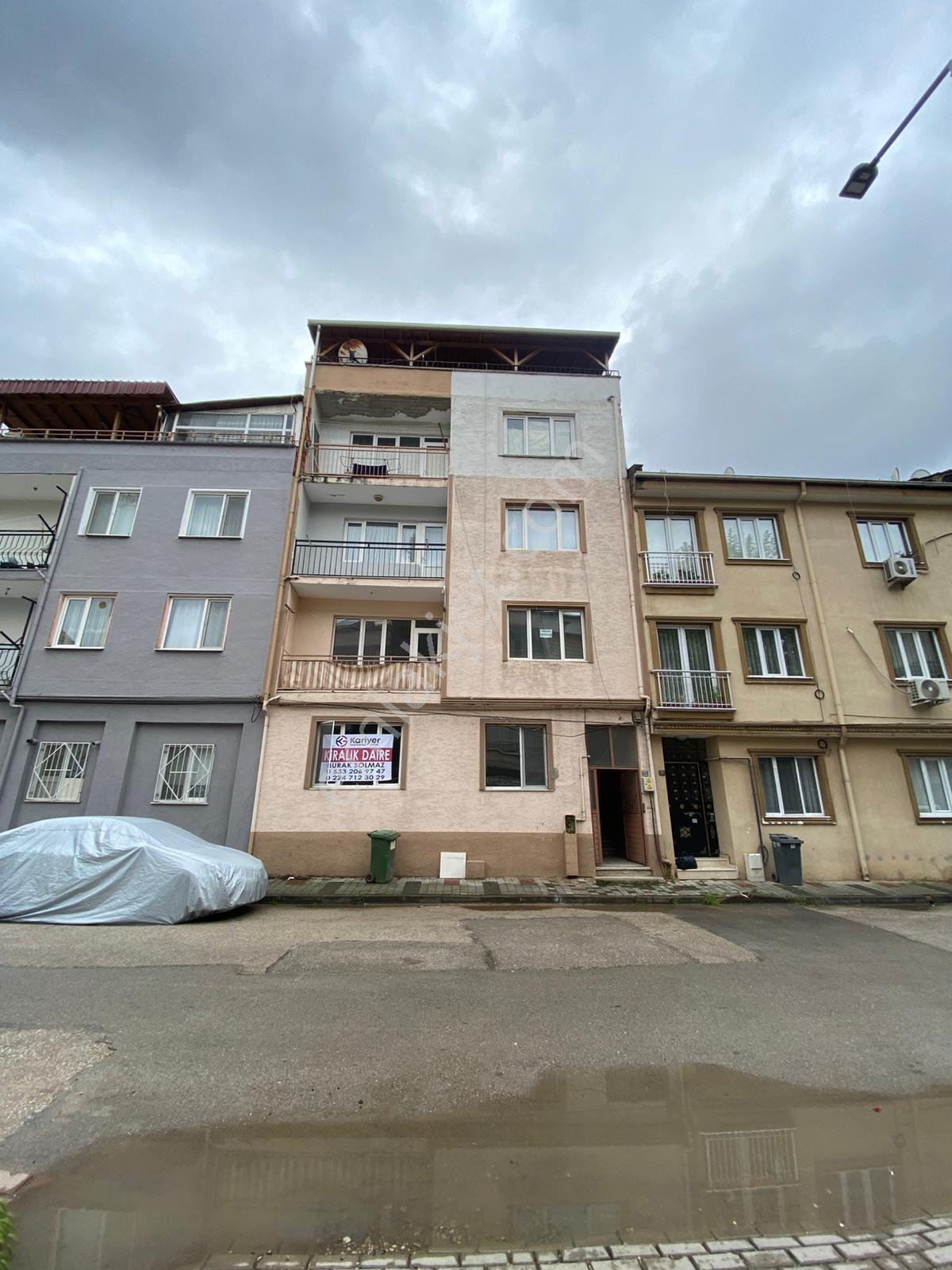 Kariyer'den Avm Yakını Zemin Kat 2 Cephe 80 M² 2+1 Kiralık