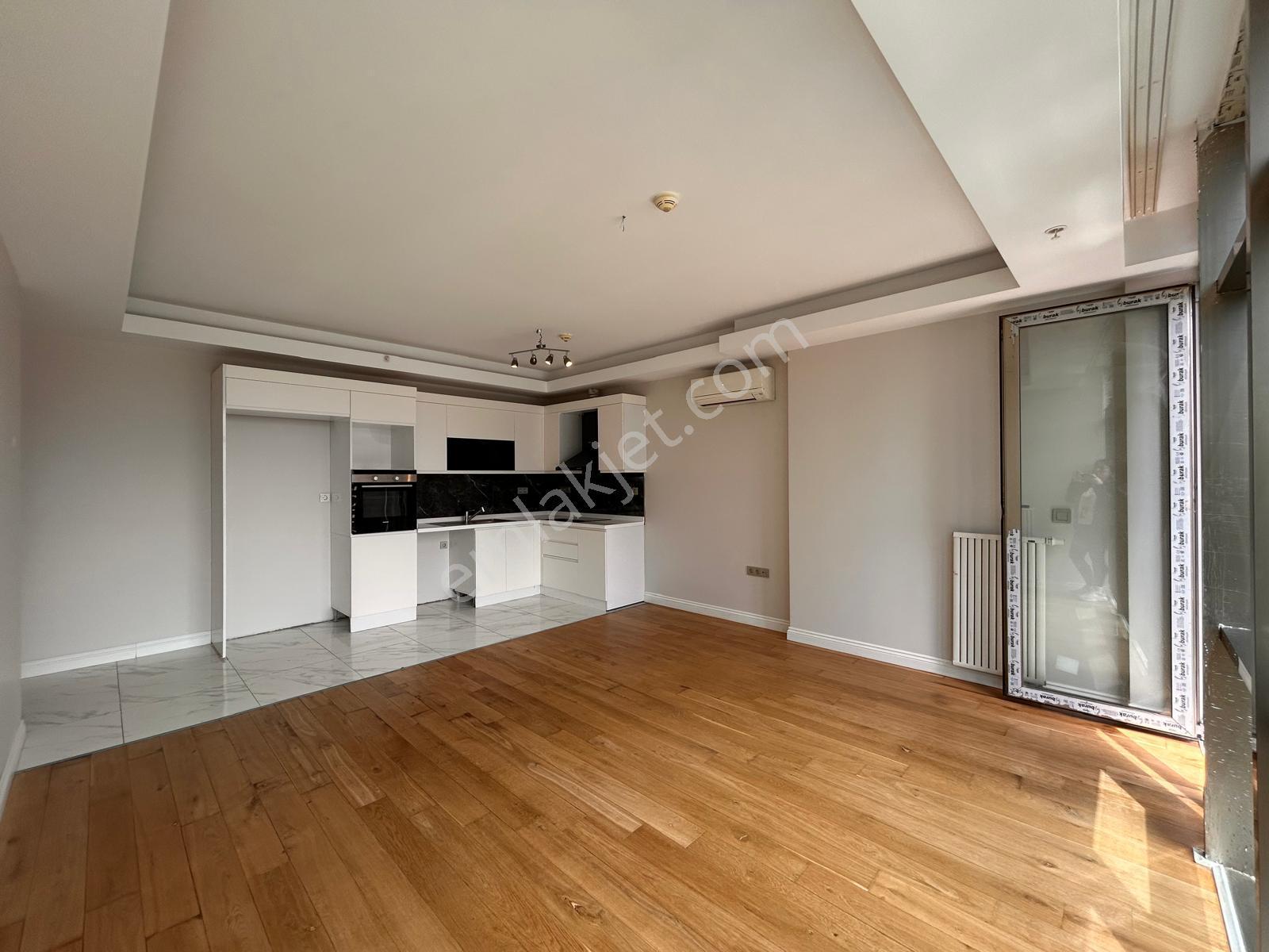 1071 Kadıköy'de Çift Balkonlu, 13. Kat 3+1 Kiralık Daire - Görsel 17