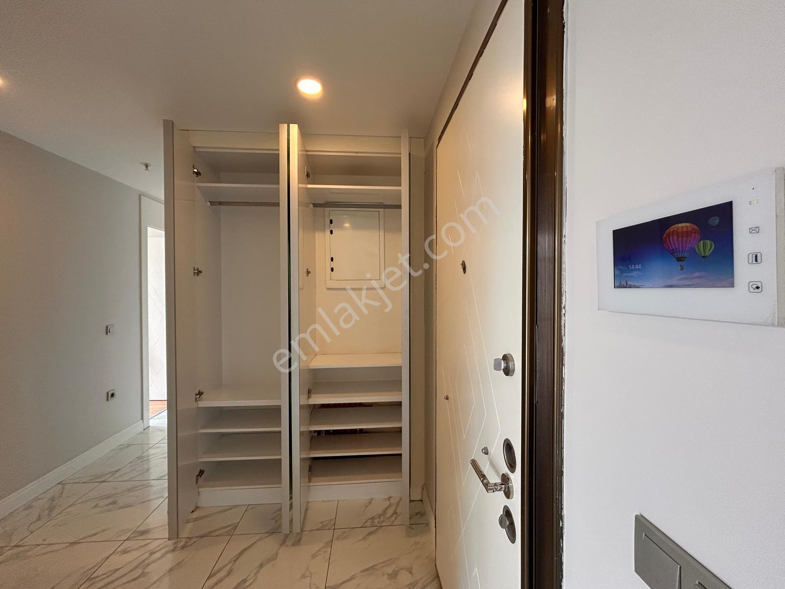 1071 Kadıköy'de Çift Balkonlu, 13. Kat 3+1 Kiralık Daire - Görsel 9
