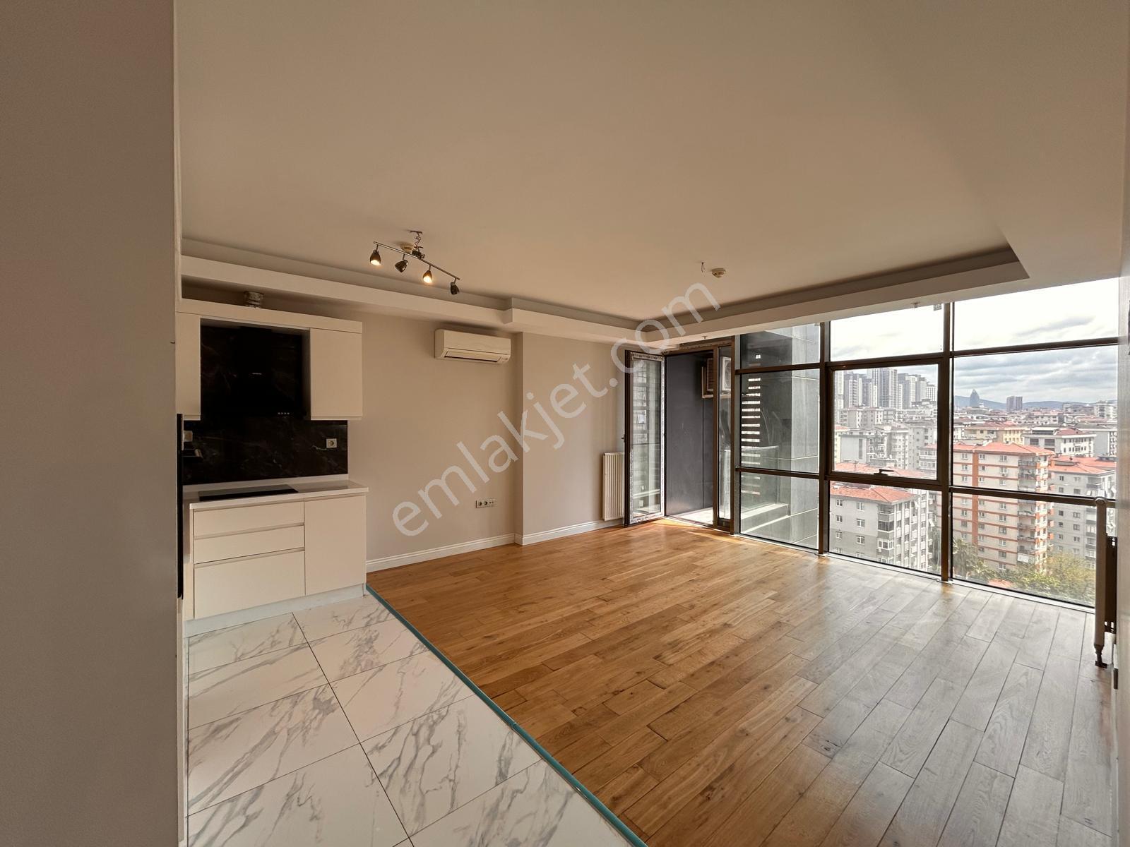 1071 Kadıköy'de Çift Balkonlu, 13. Kat 3+1 Kiralık Daire - Görsel 16