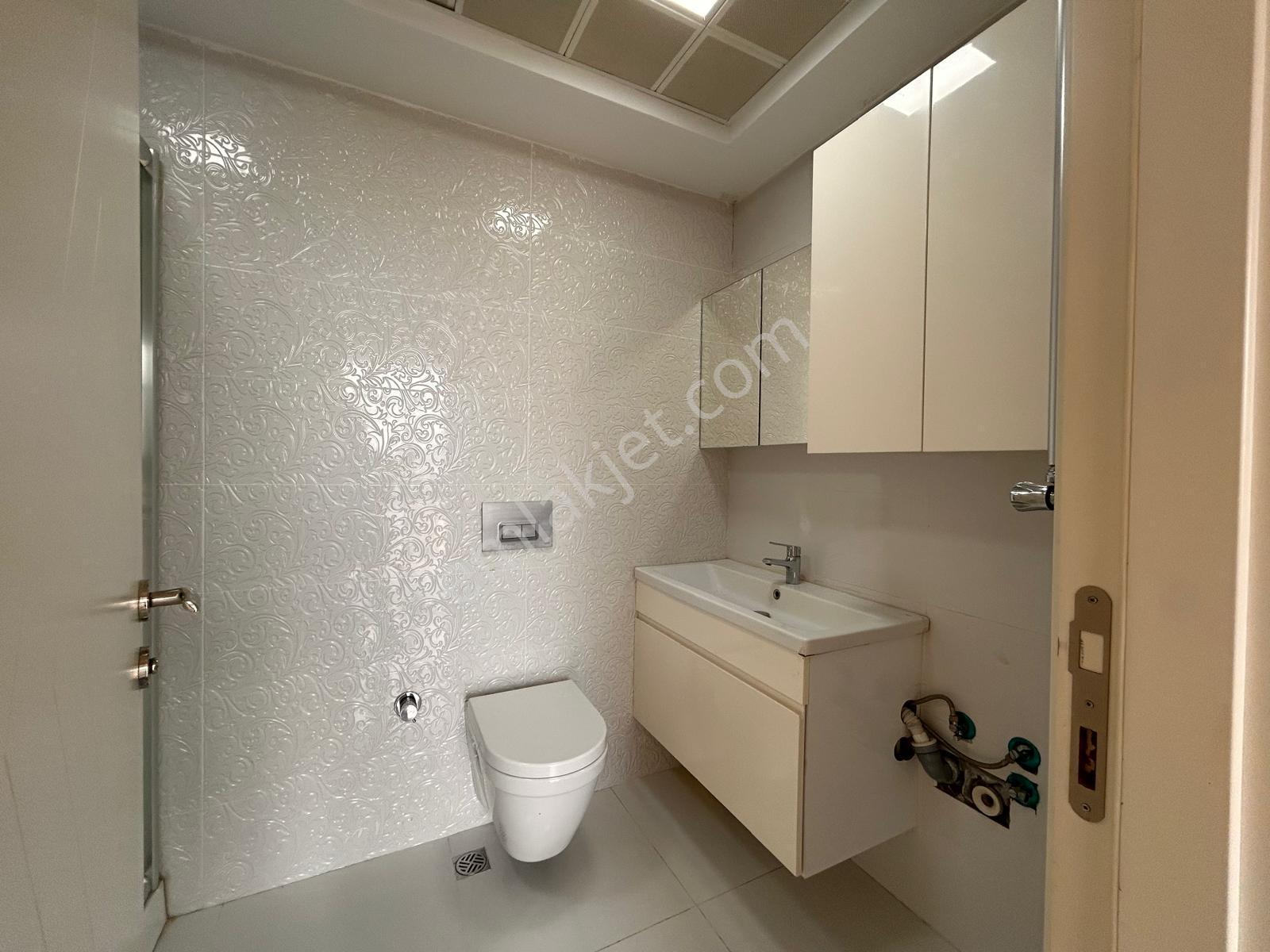 1071 Kadıköy'de Çift Balkonlu, 13. Kat 3+1 Kiralık Daire - Görsel 25