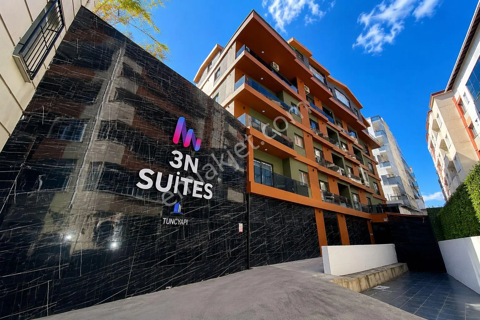 3n Suits'de Satılık 2+1 Dikili'de Modern Prestijli Yaşam!